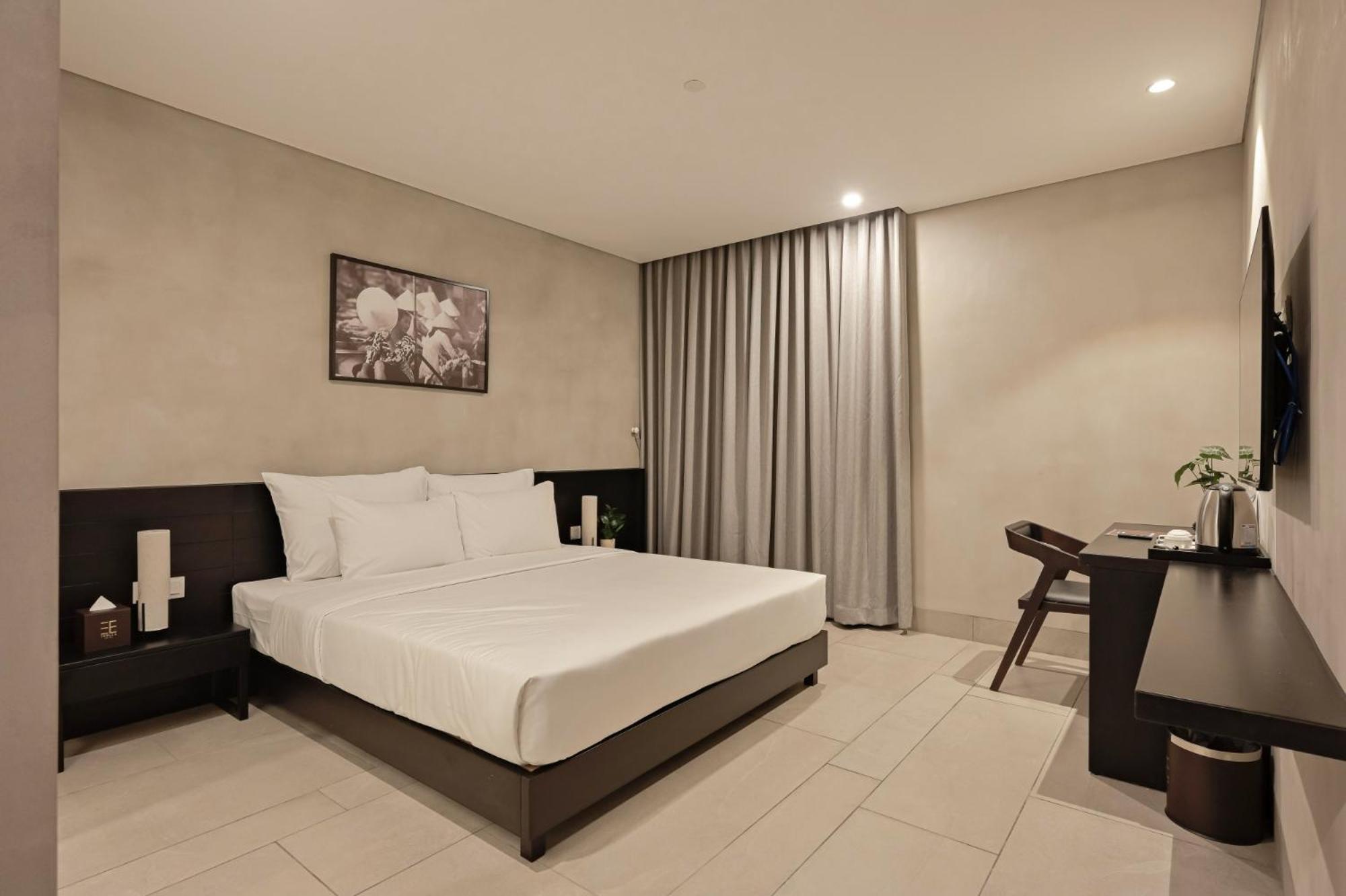 Triple E Metro Ben Thanh Hotel Ho Chi Minh City