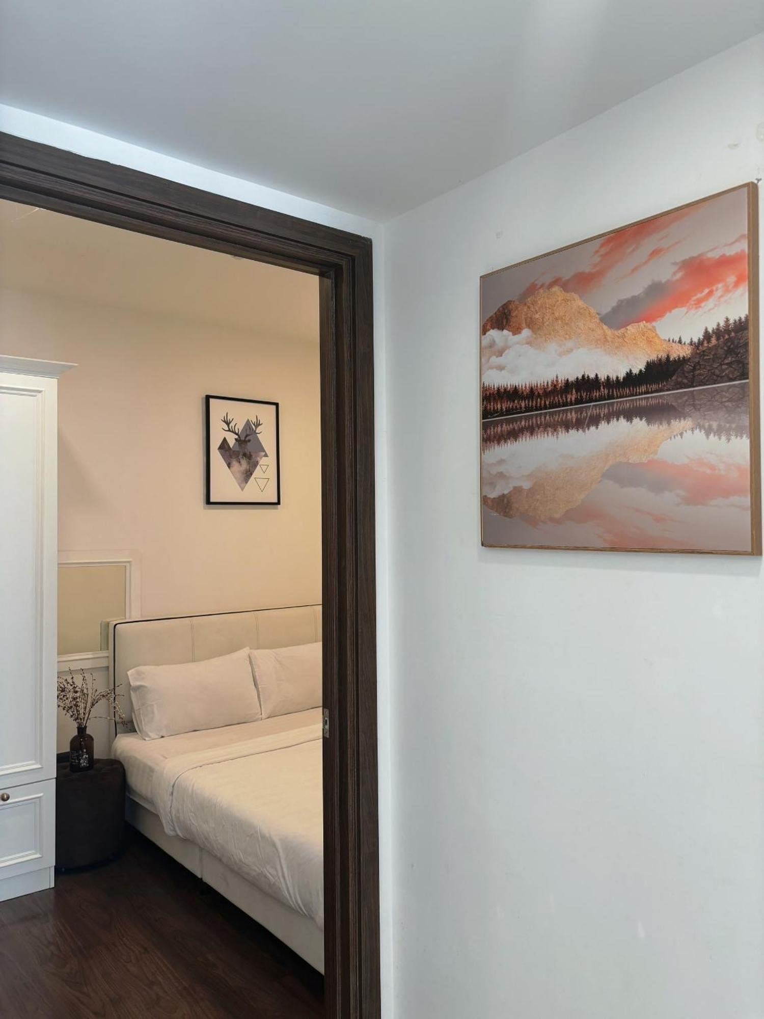 Saigon Royal Beautiful Central Location Apartment