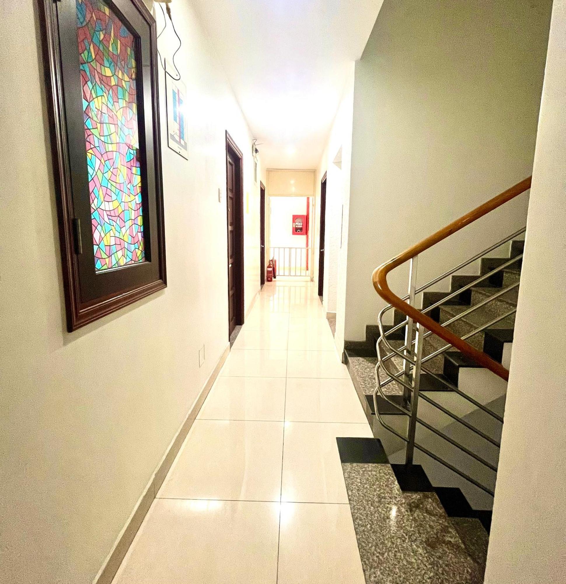 Dinh Dinh 2 Airport Hotel