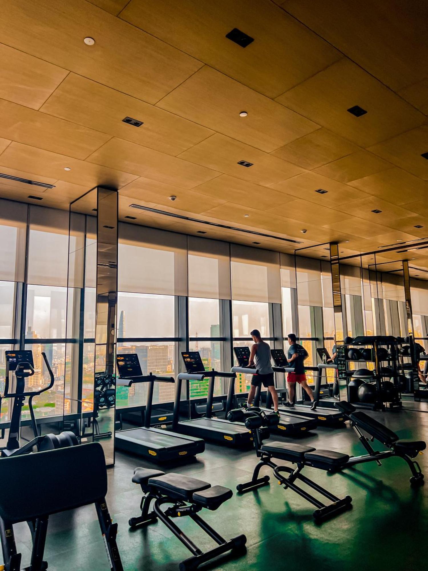 Marq Luxury 25 Gym Center, Infinity Pool * Ho Chi Minh City