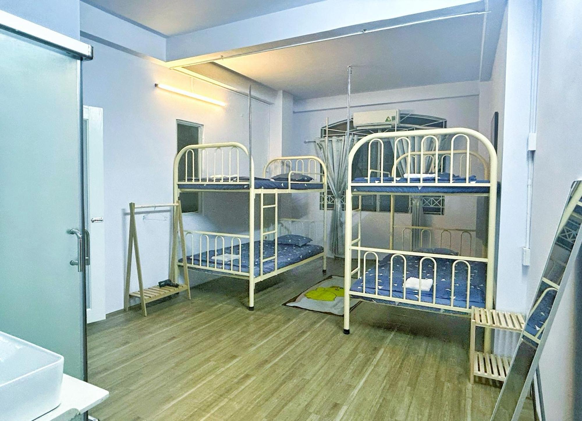Hotel Local