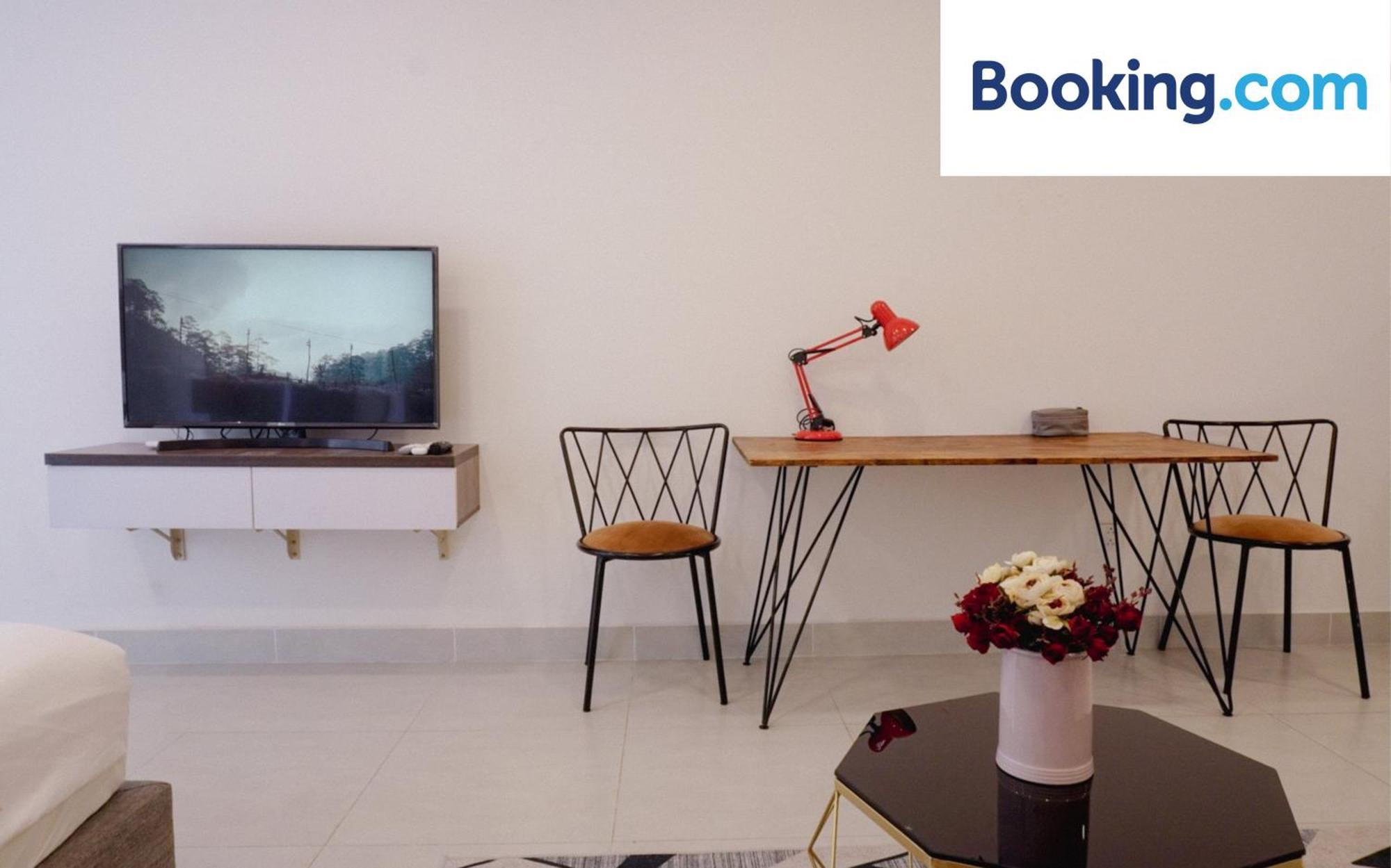 Blissful - Masteri Millennium - Free Infinity Pool Apartment Ho Chi Minh City