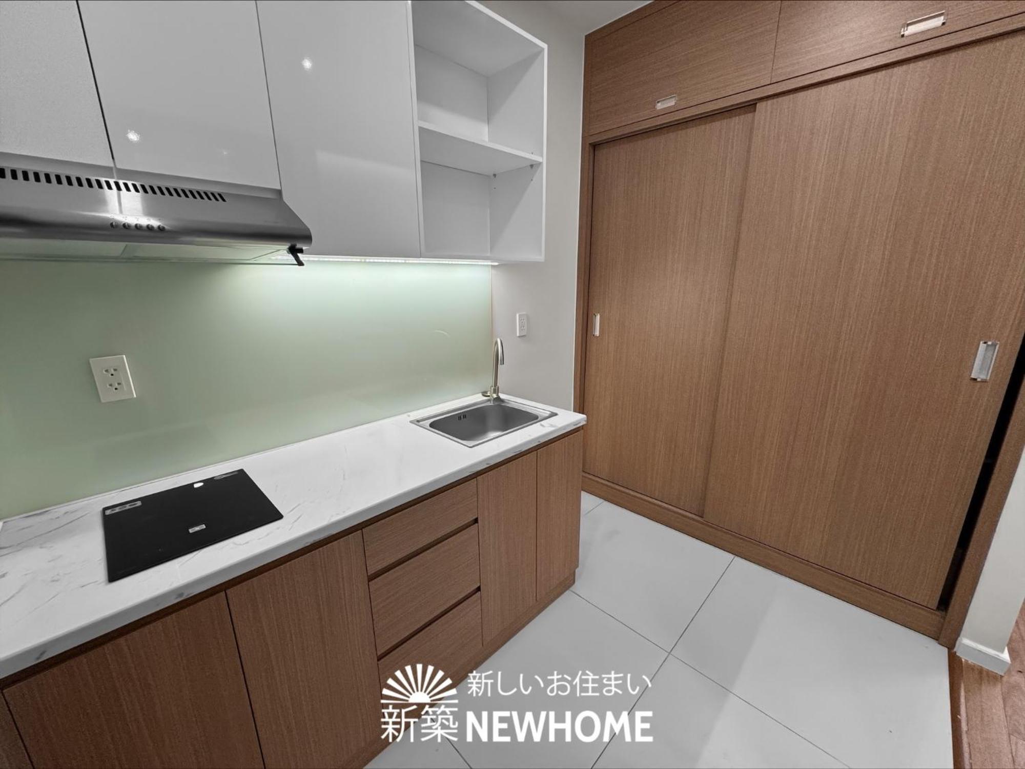 Newhome Luxury Apartment