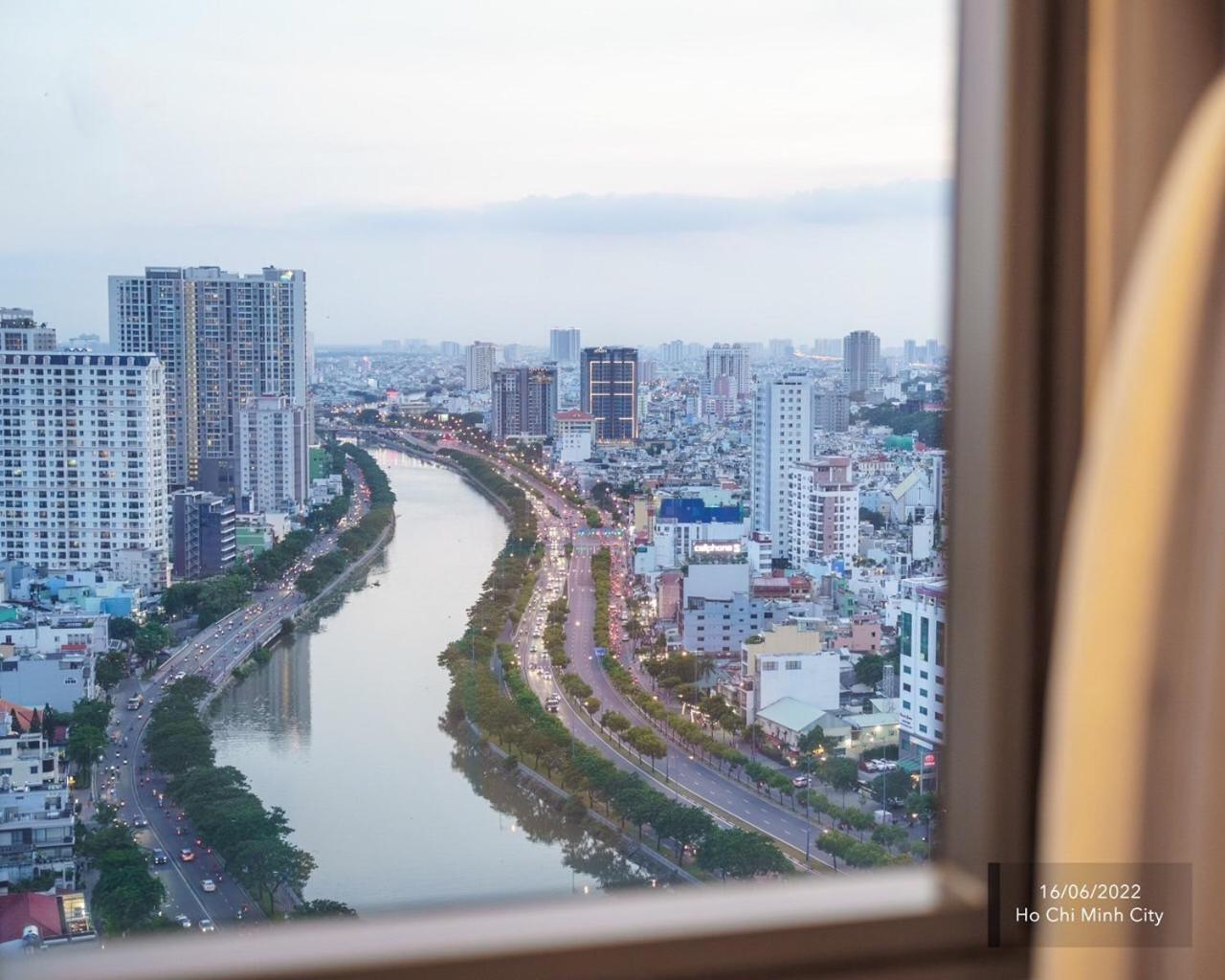 Dfour Saigon - Rivergate Apartment