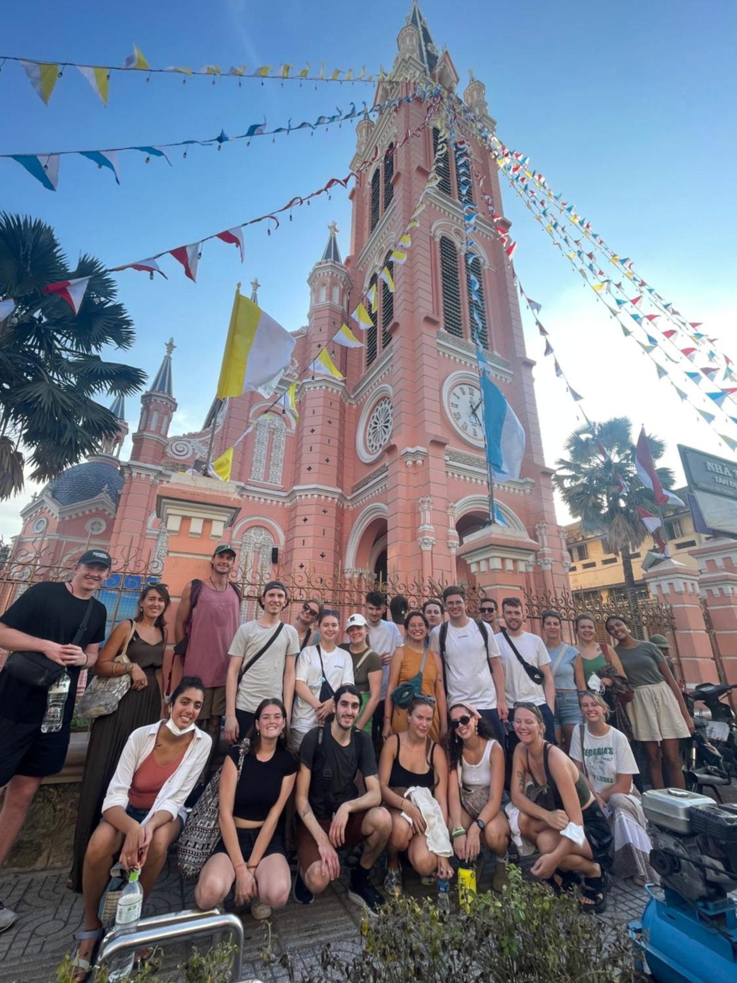 Hostel The Like & Cafe Ho Chi Minh City