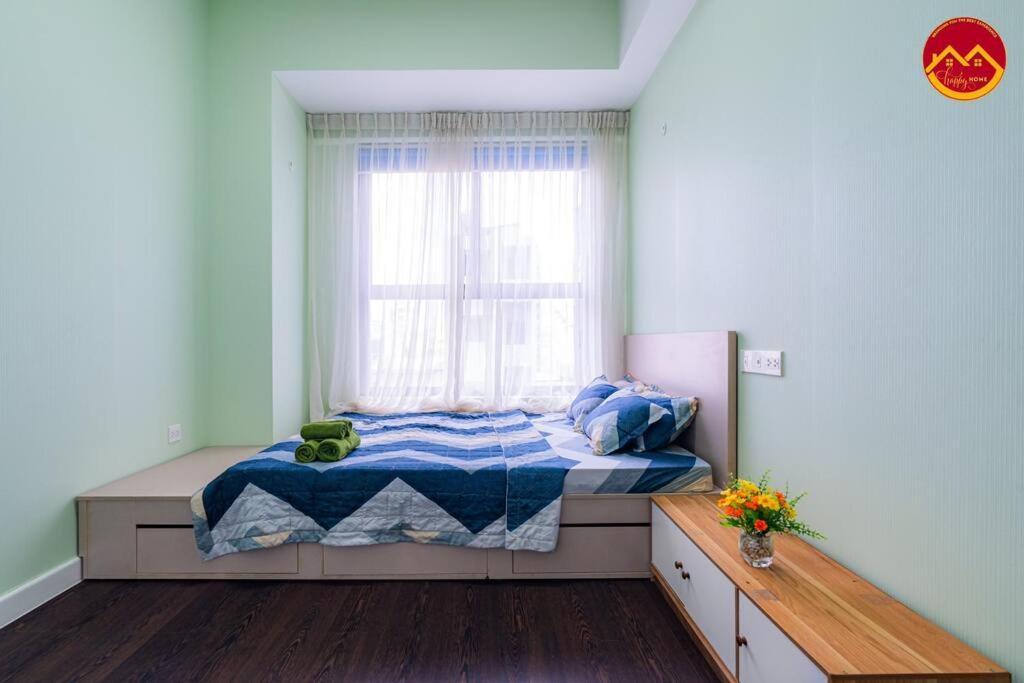 Apartment 2br Near Tan Son Nhat Airport - Luxury Ho Chi Minh City