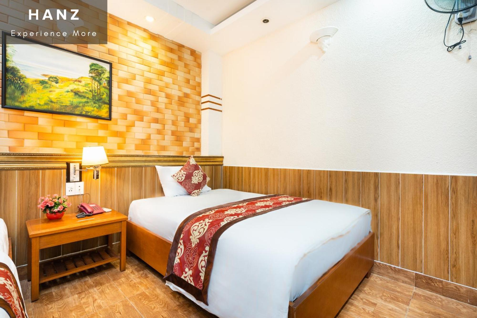 Hanz Queen Airport Saigon Hotel 3*