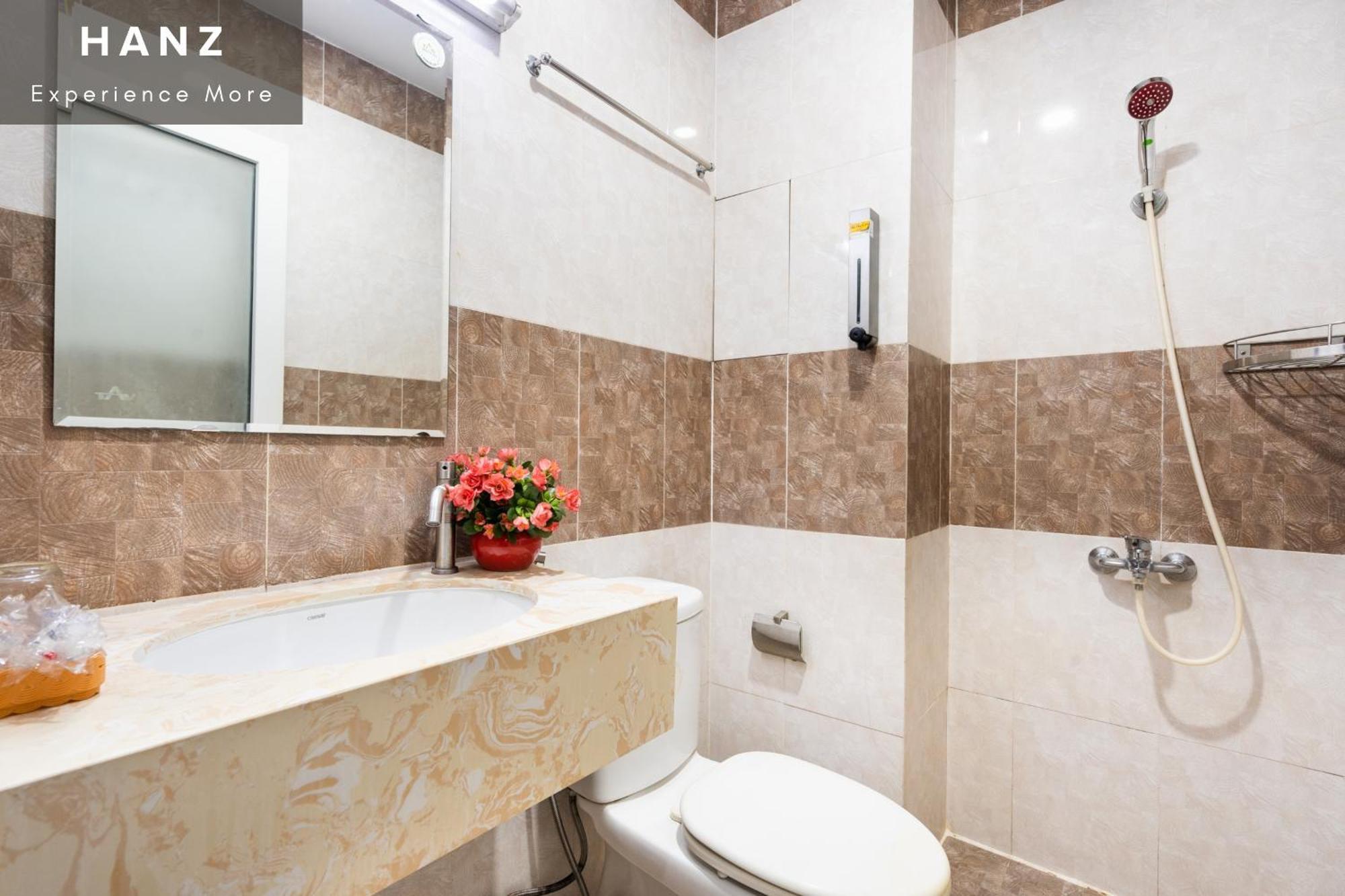 Hotel Hanz Queen Airport Saigon 3*