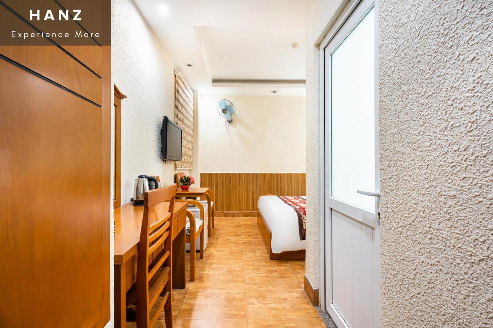 Hotel Hanz Queen Airport Saigon 3*