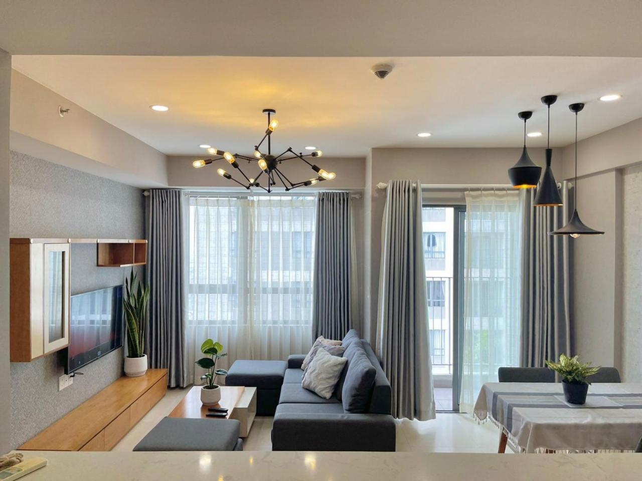 Masteri Thao Dien Apartment *