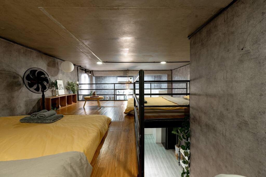 2 Bedroom Industrial In Central Saigon Căn hộ TP. Hồ Chí Minh