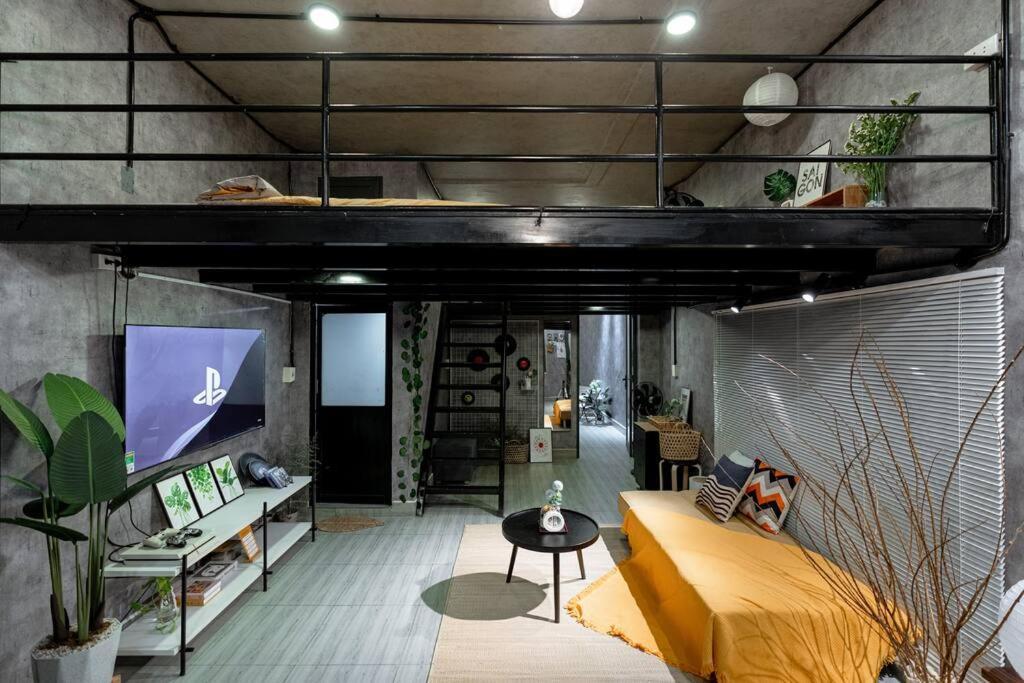 2 Bedroom Industrial In Central Saigon * TP. Hồ Chí Minh