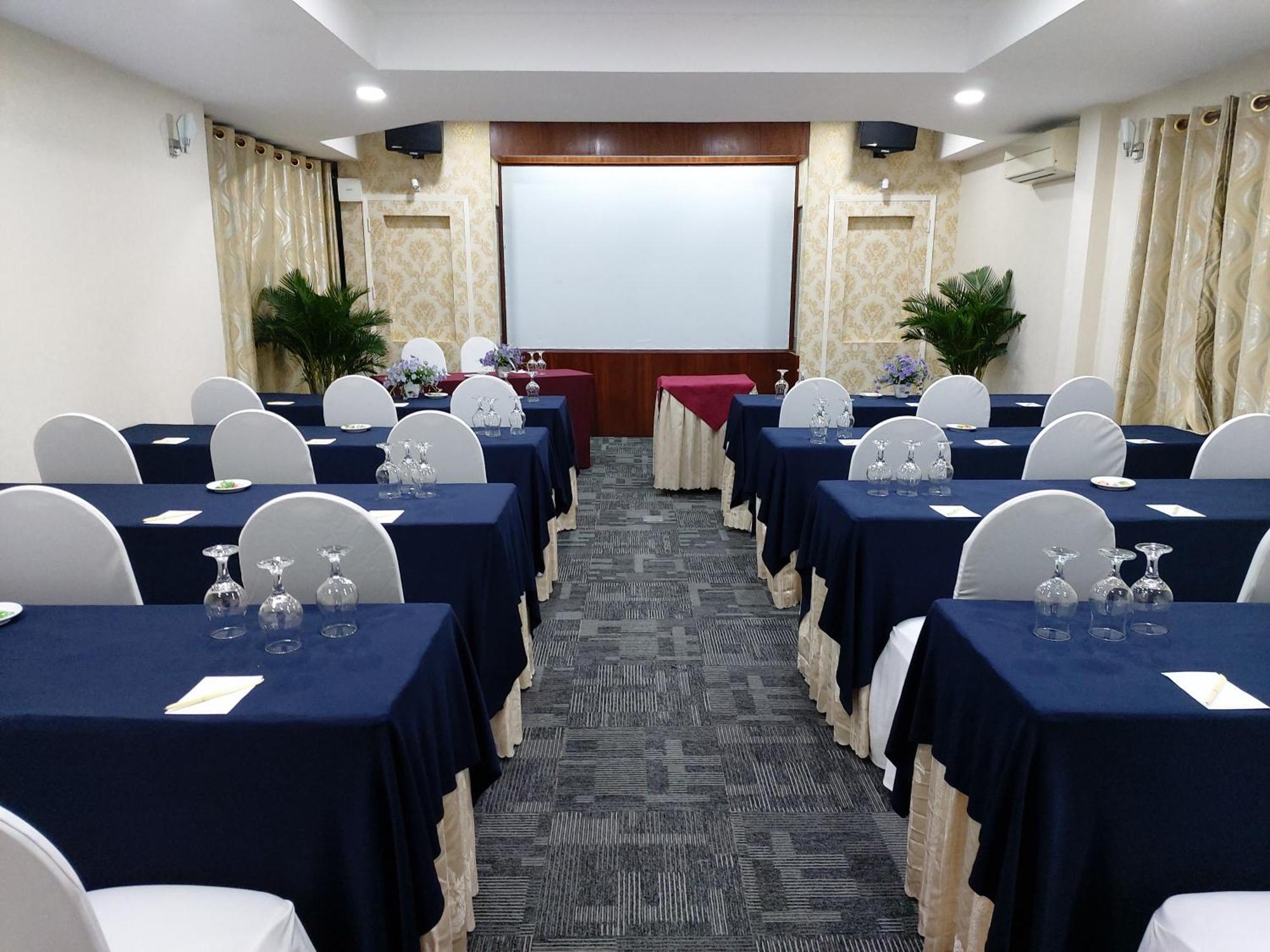 Hotel Oscar Saigon