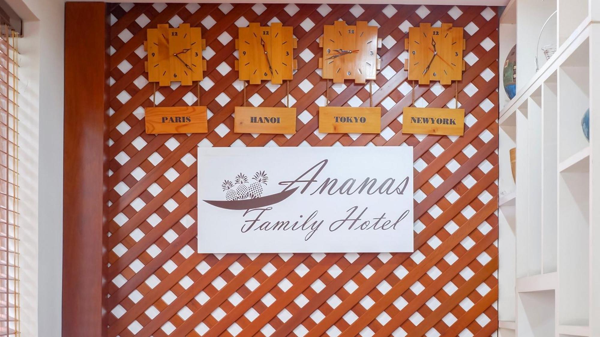 Ananas Family