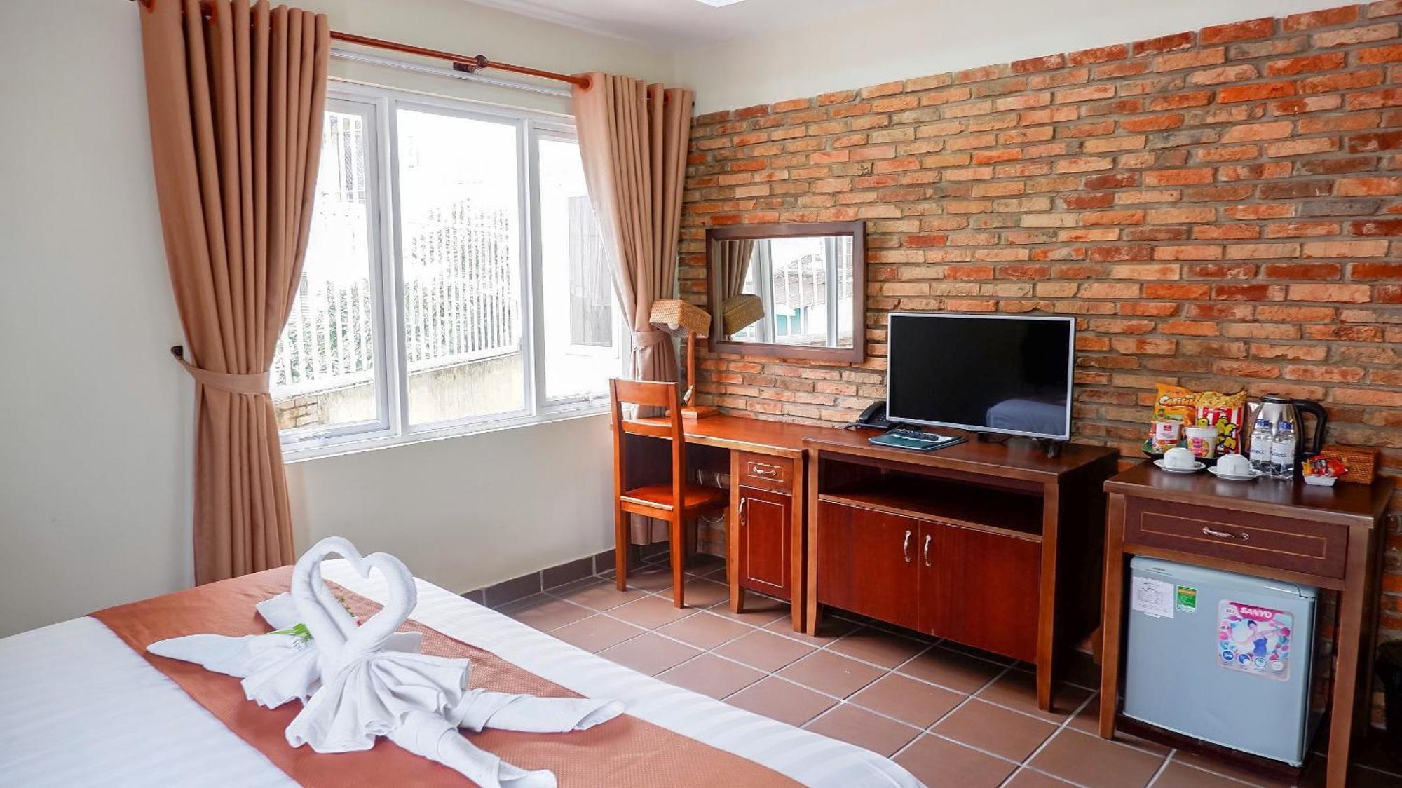 Ananas Family Aparthotel 3*