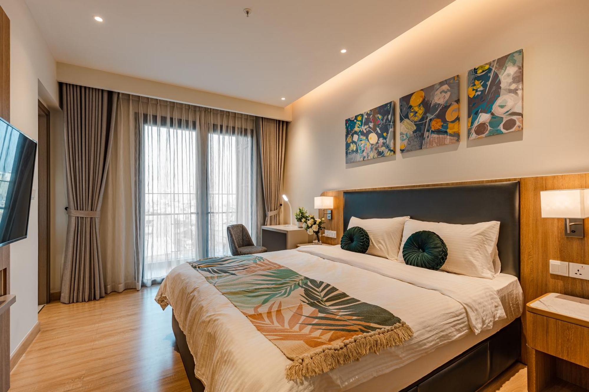 Luxury 2 Or 3br In Dist 1 N Pool, Gym, Airport Pickup *