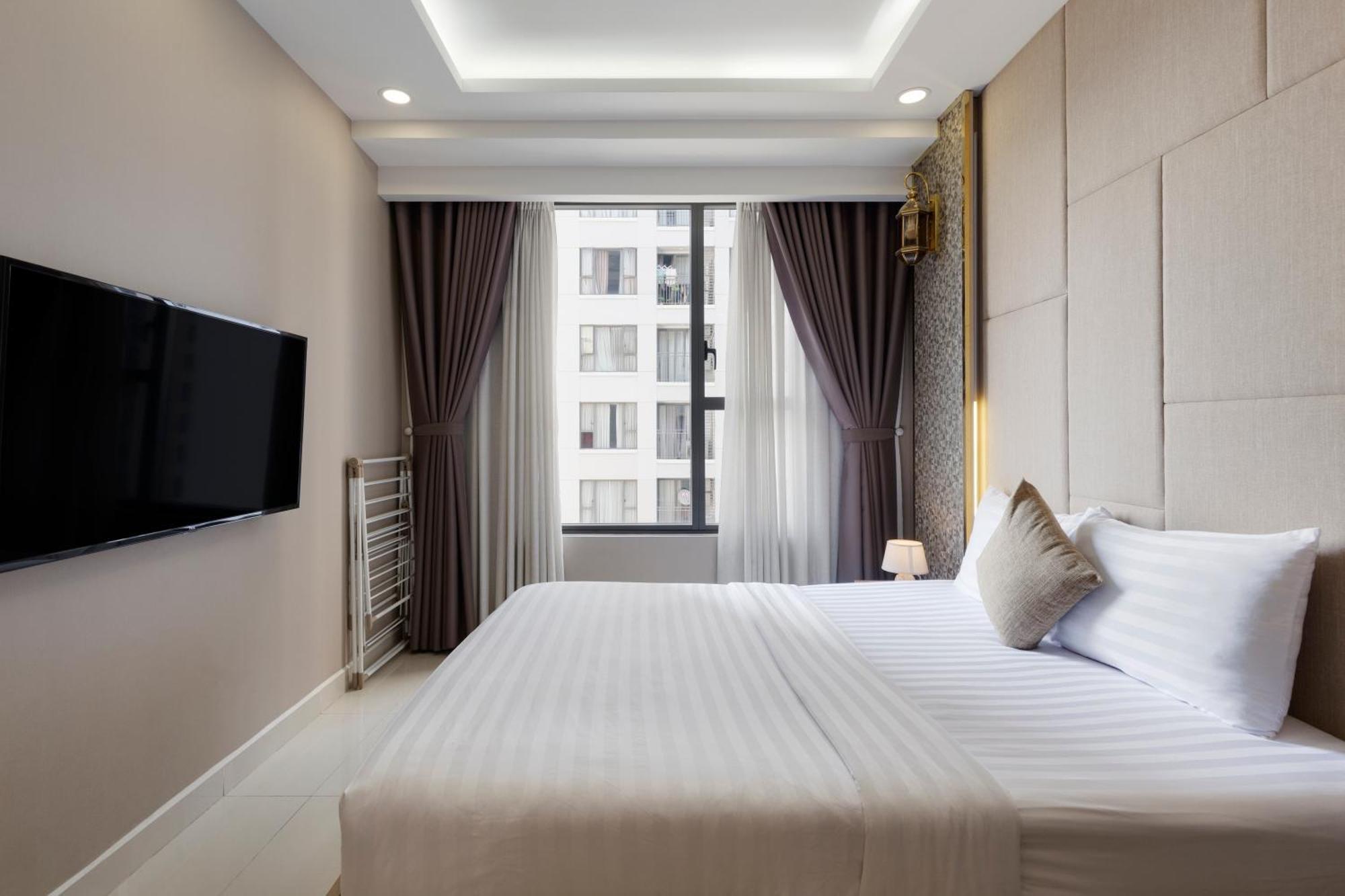 Tresor Saigon Service - Center District 4 Apartment *