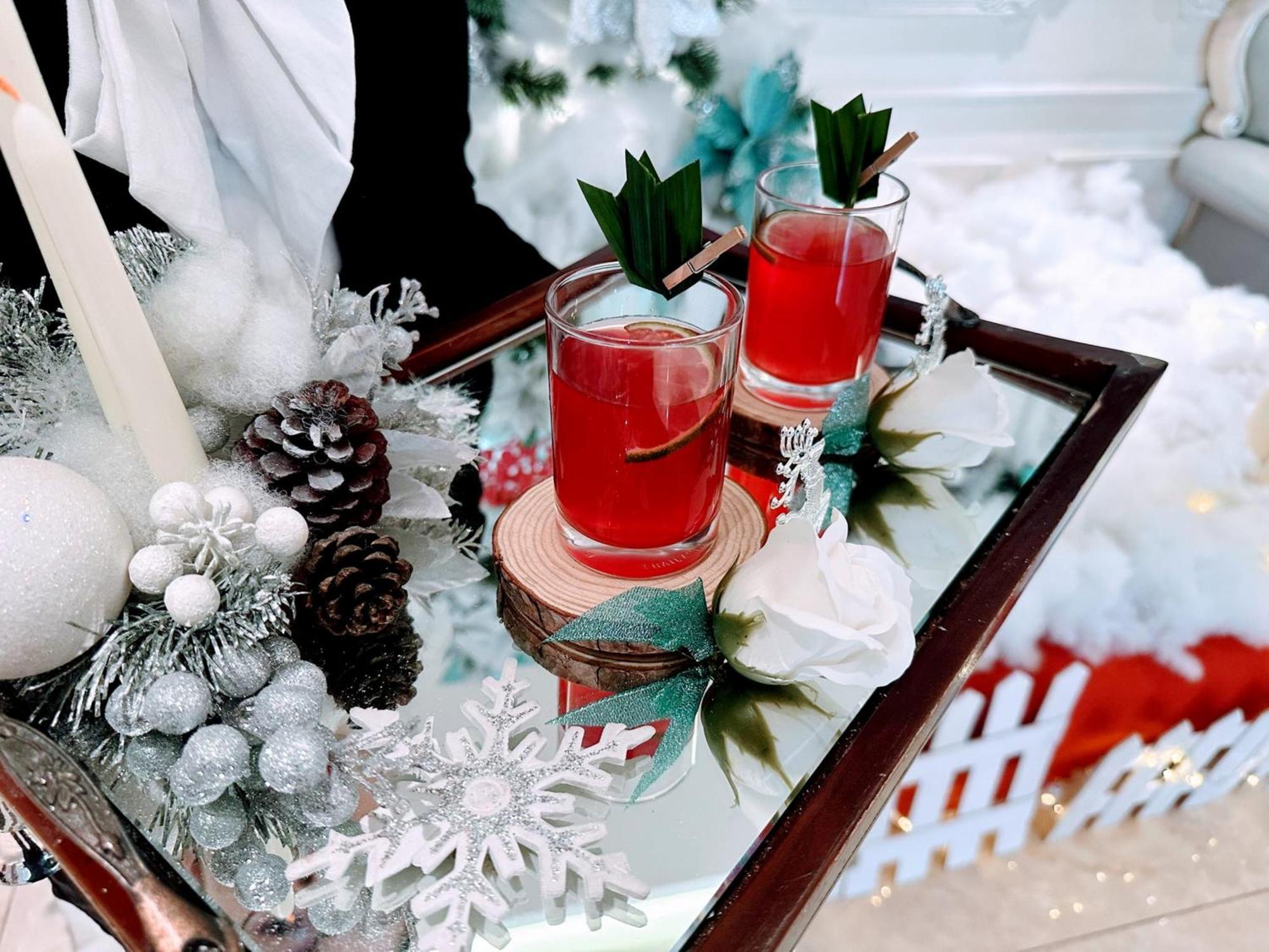 Happy Life Grand & Rooftop Skybar Khách sạn 4*