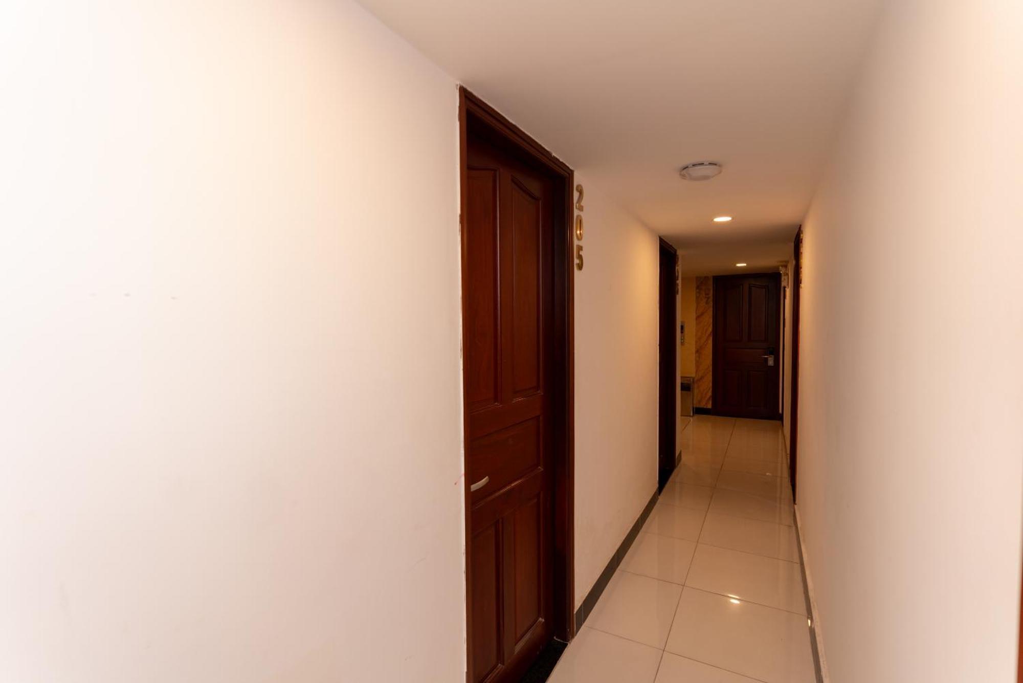 Prince Hotel Hotel