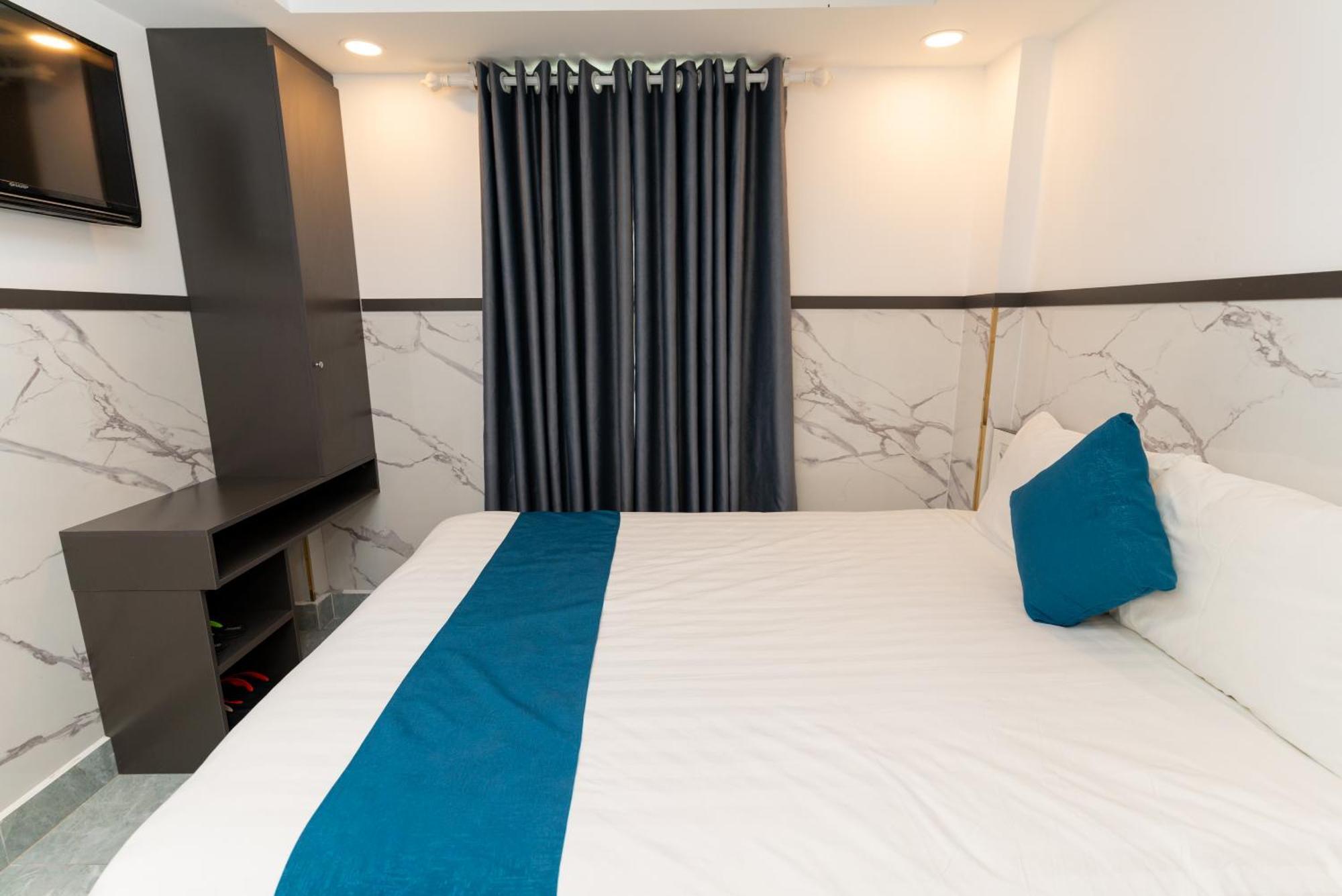 Prince Hotel Hotel