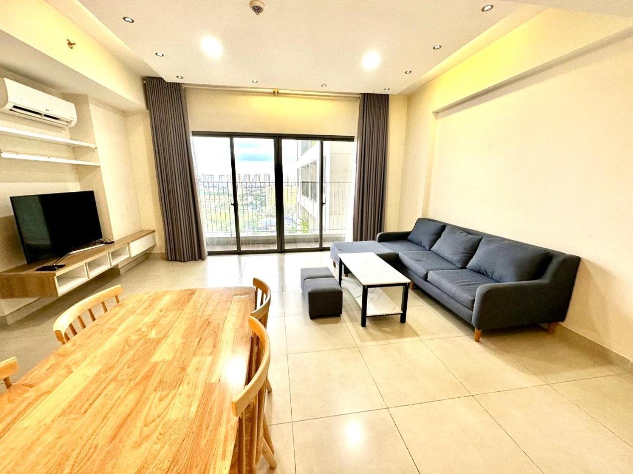 Apartment Amazing View And Large Balcony - Masteri Td *