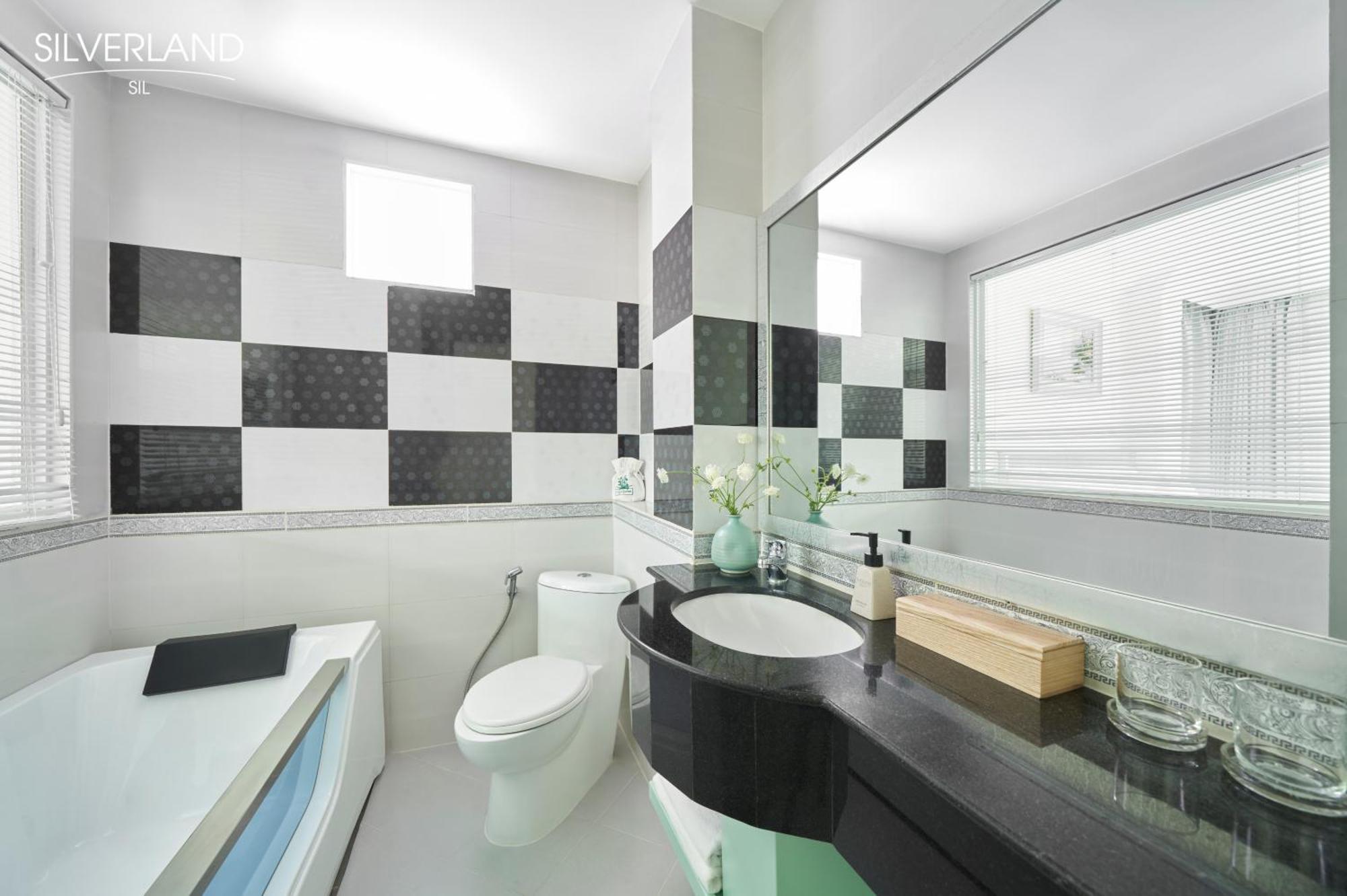 Silverland Sil 4* TP. Hồ Chí Minh