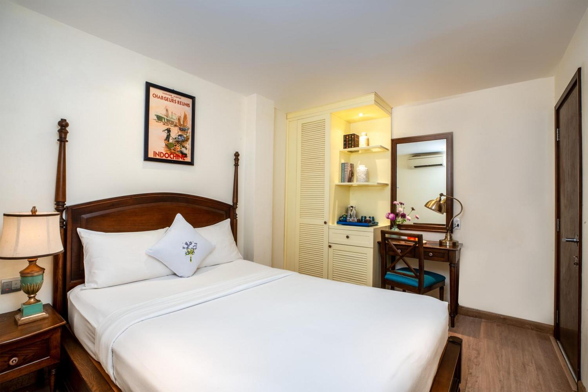 Hotel Alagon & 4*
