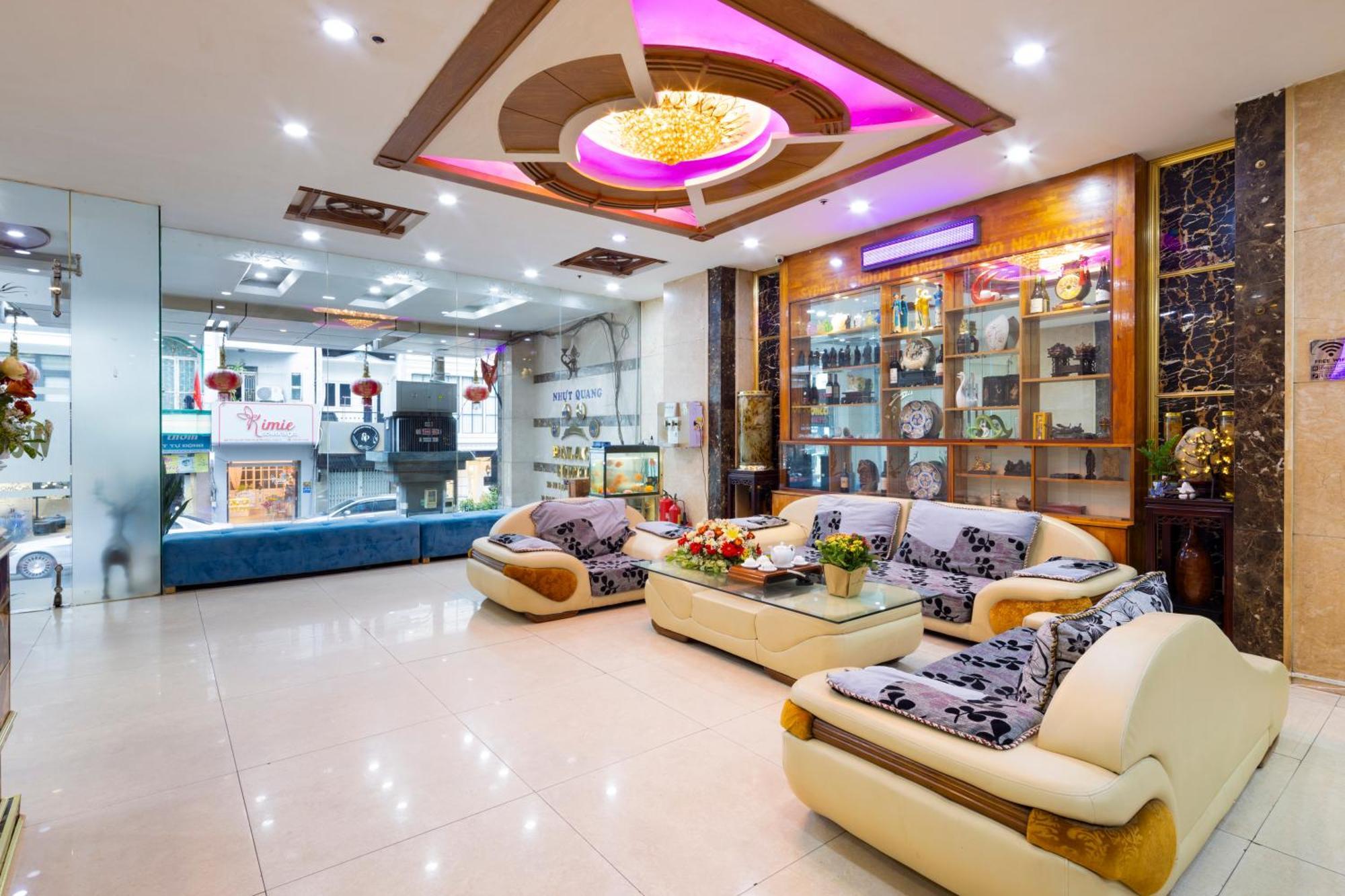 Hotel Boss Palace