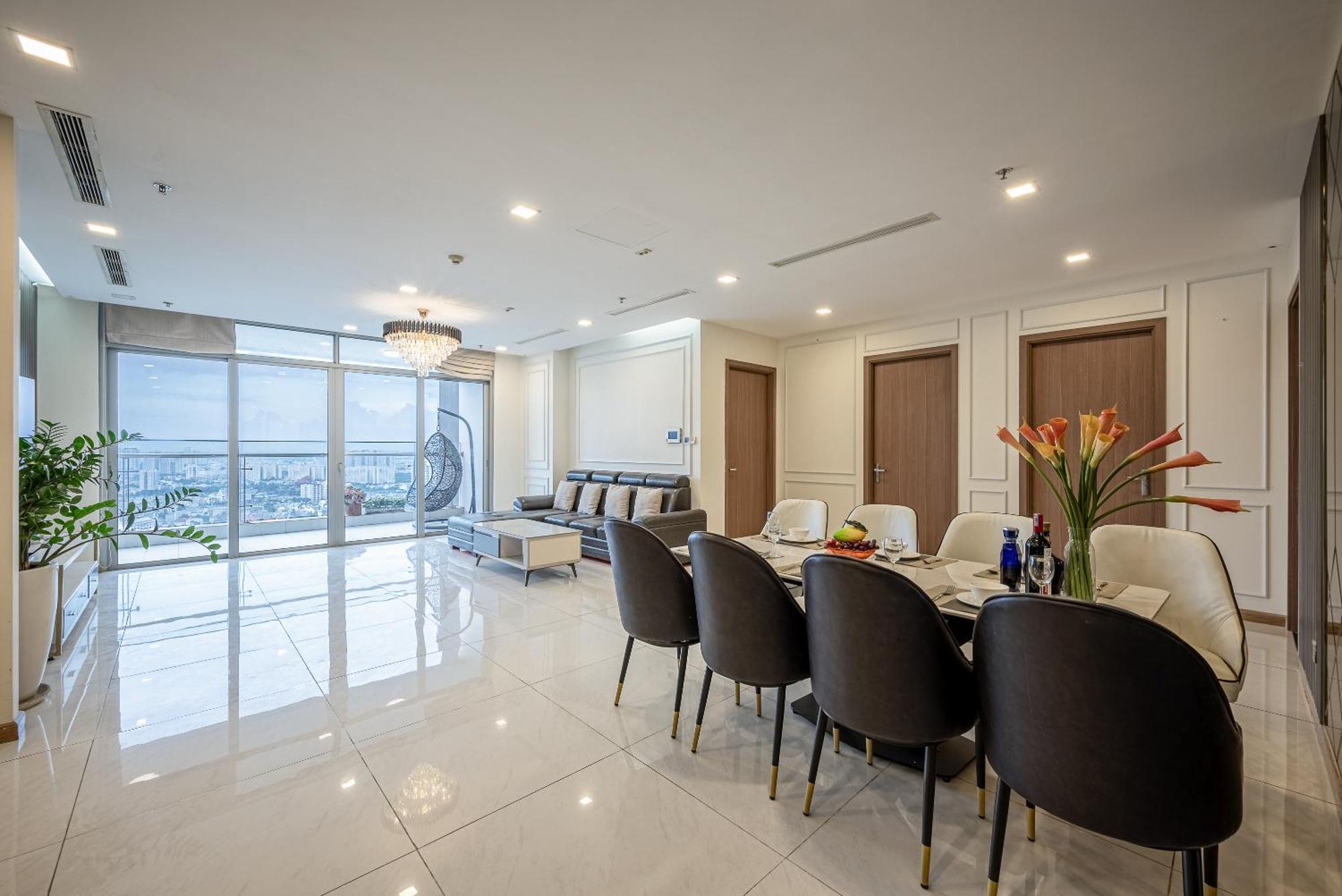 Vinhomes Residences Luxury 4*