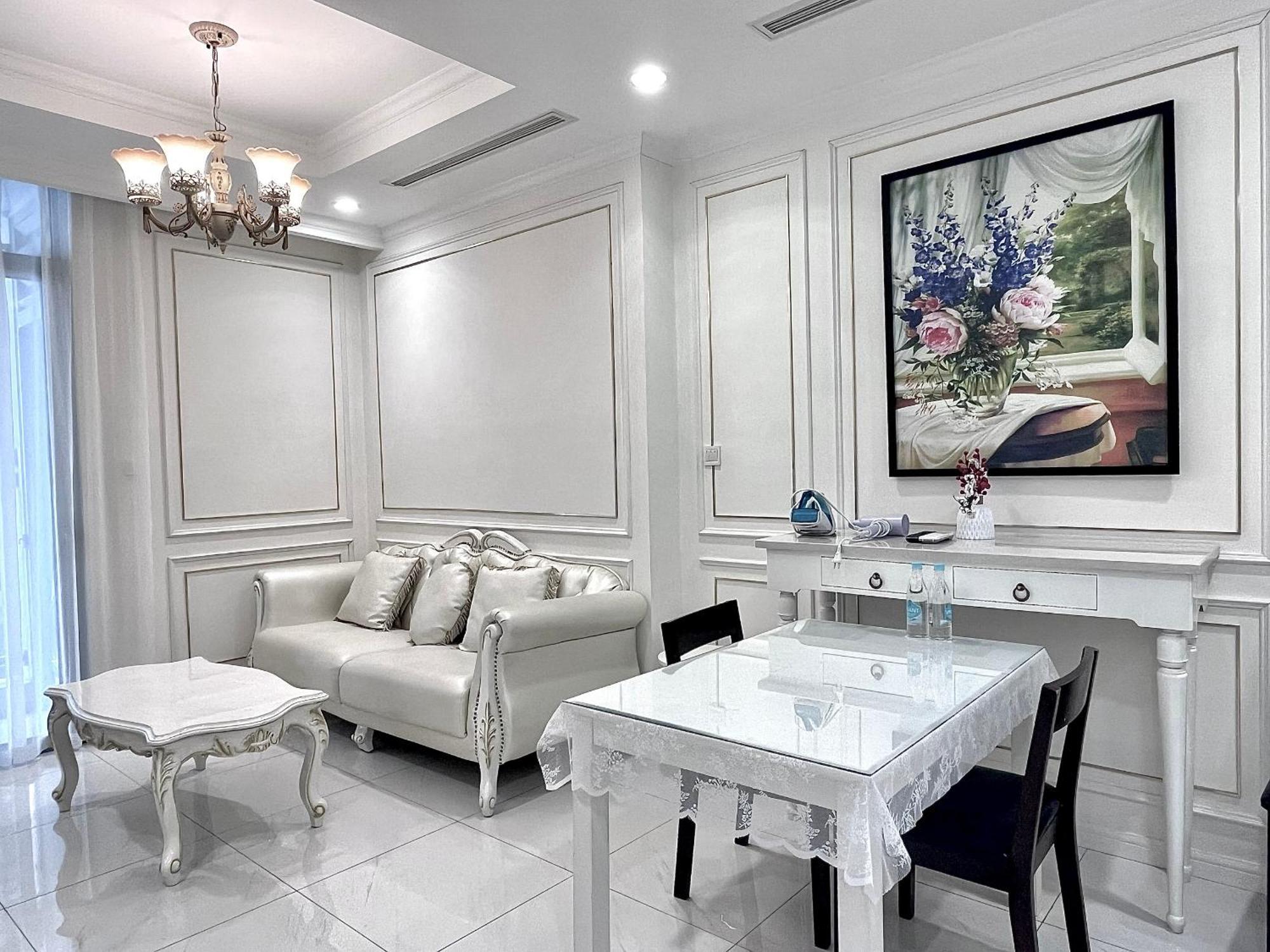 Vinhomes Luxury At Binh Thanh - Luna Landmark Apartment