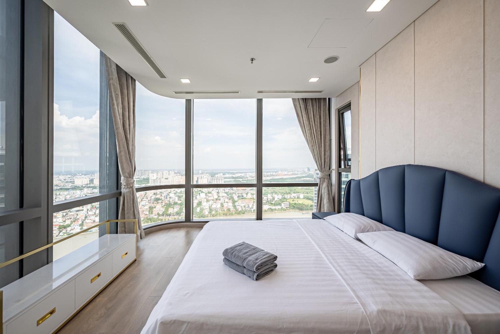 Landmark 81 Condotel Garden Bay Apartment