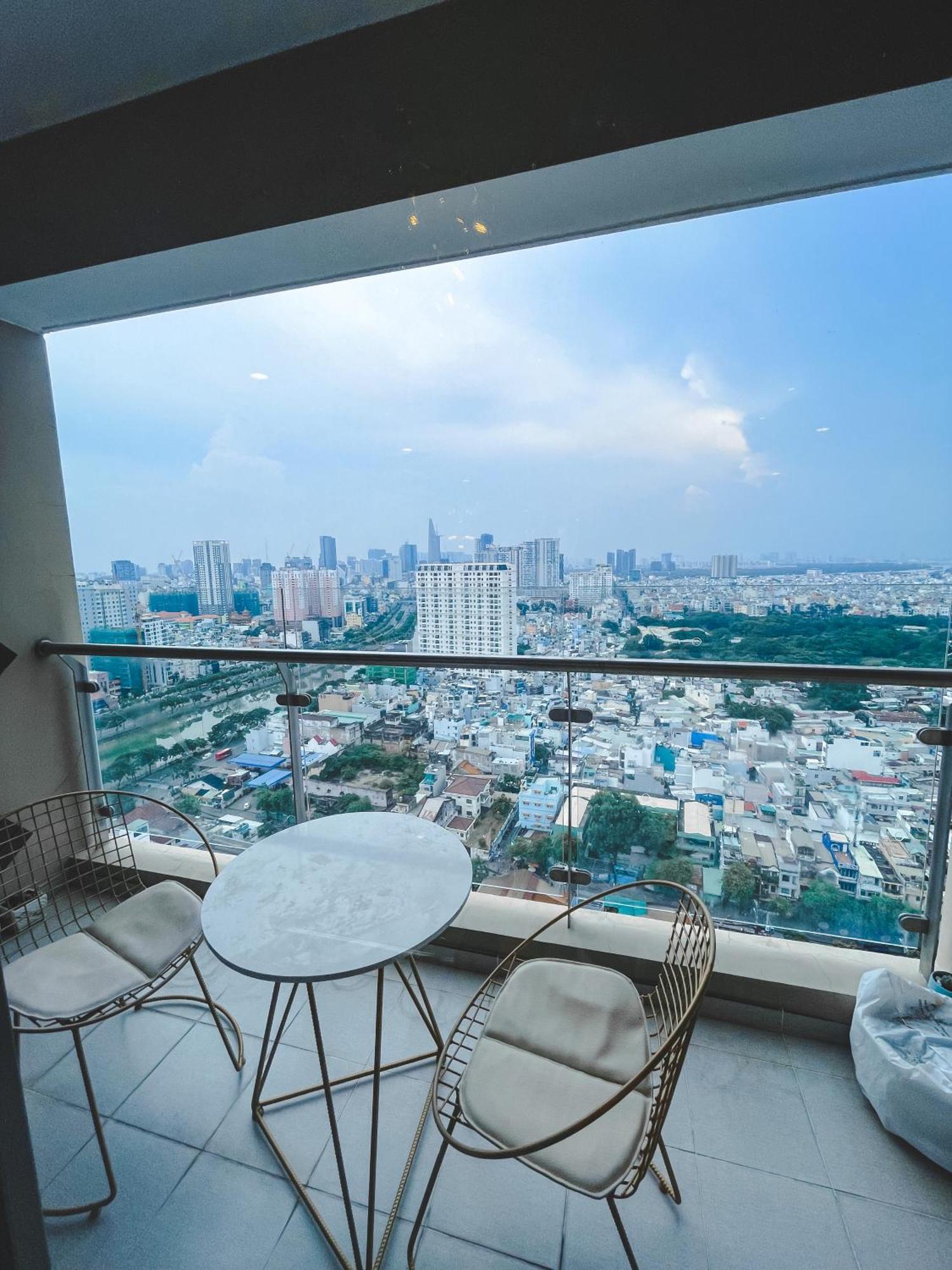 Apartment Luxury Gold 86 -rooftop Pool Ho Chi Minh City