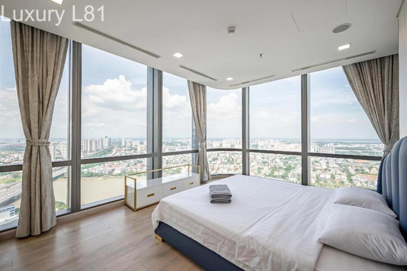 Angia Luxury Apartment Inside Landmark 81 Tower * Ho Chi Minh City