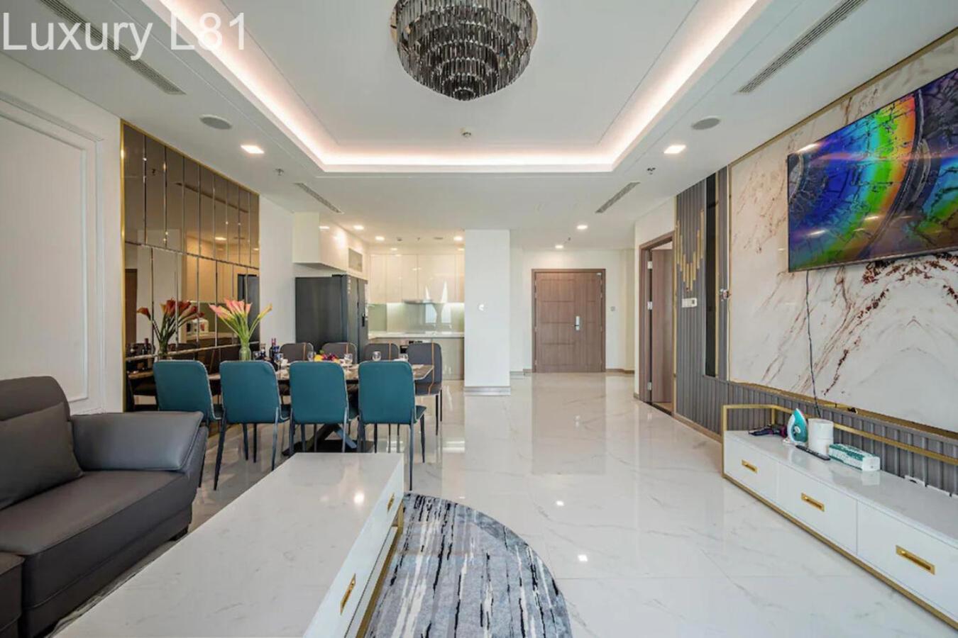 Angia Luxury Apartment Inside Landmark 81 Tower * Ho Chi Minh City