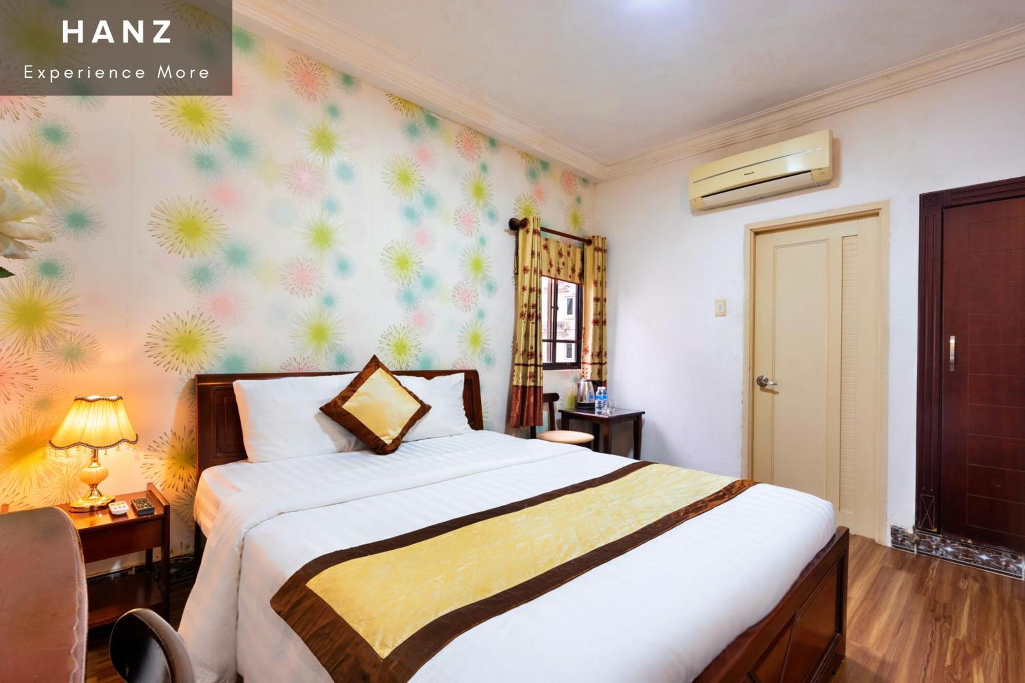 Cosmo Central Hotel *