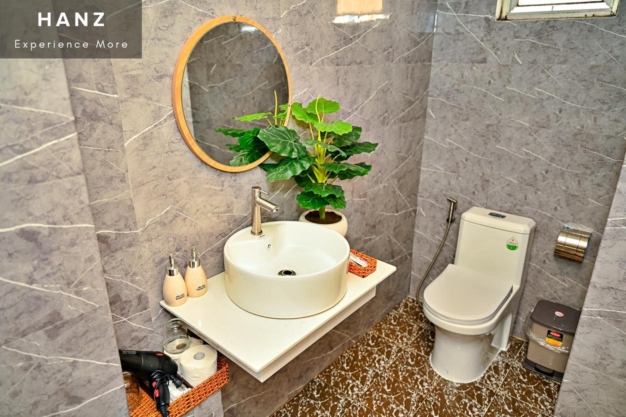 Cosmo Central Hotel *