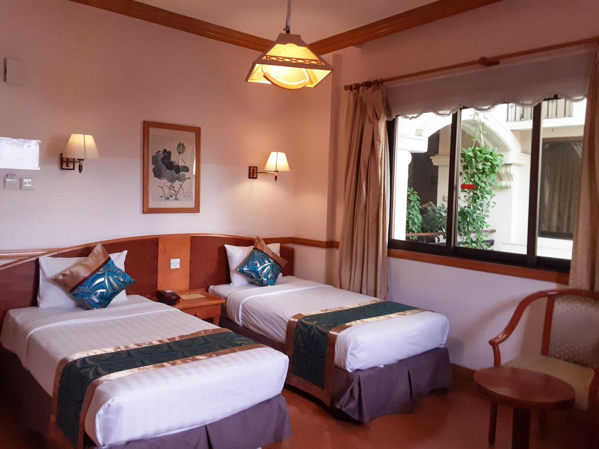Oscar Saigon Hotel 4*