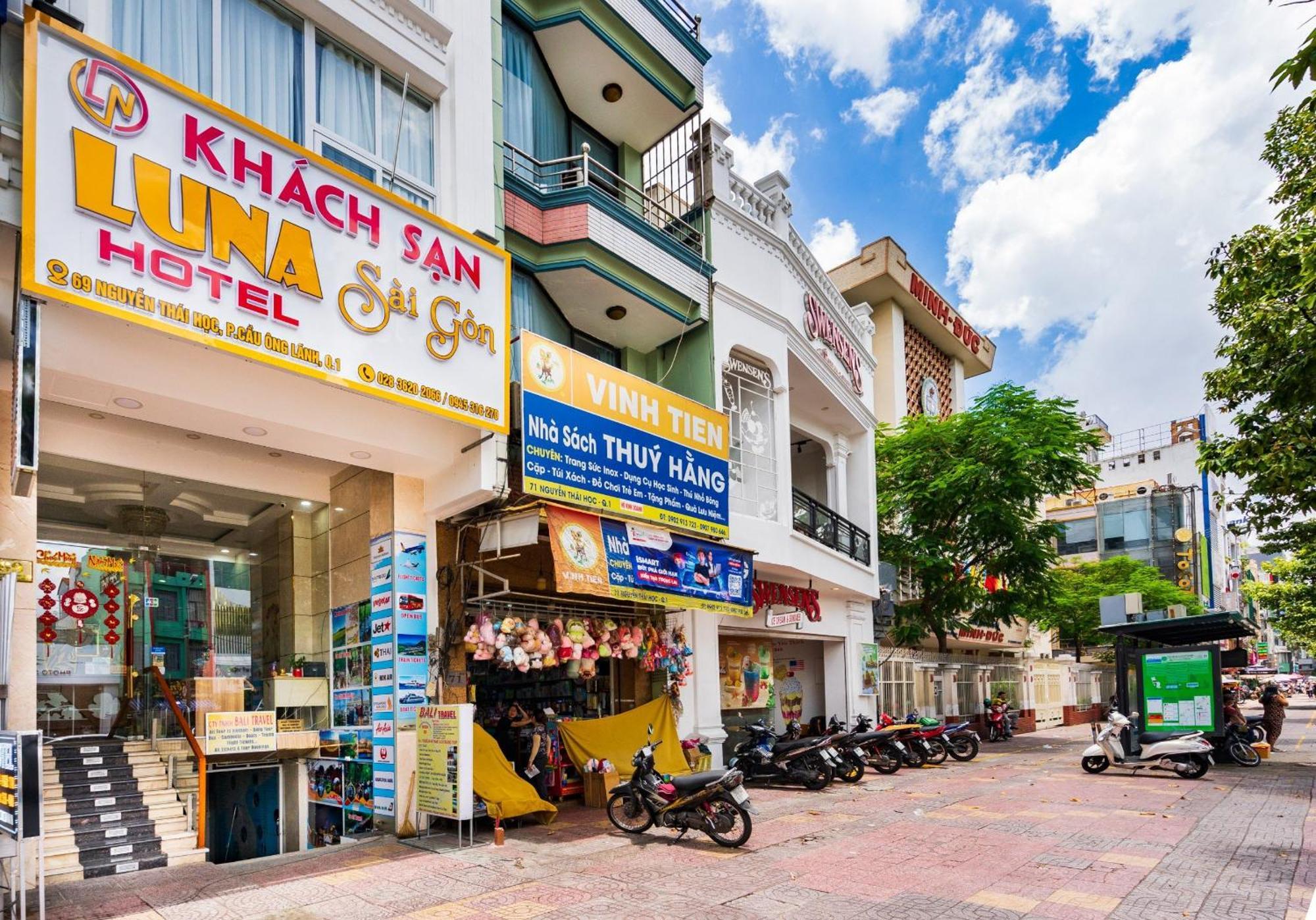 Luna Saigon - Bui Vien Walking Street Hotel 3*