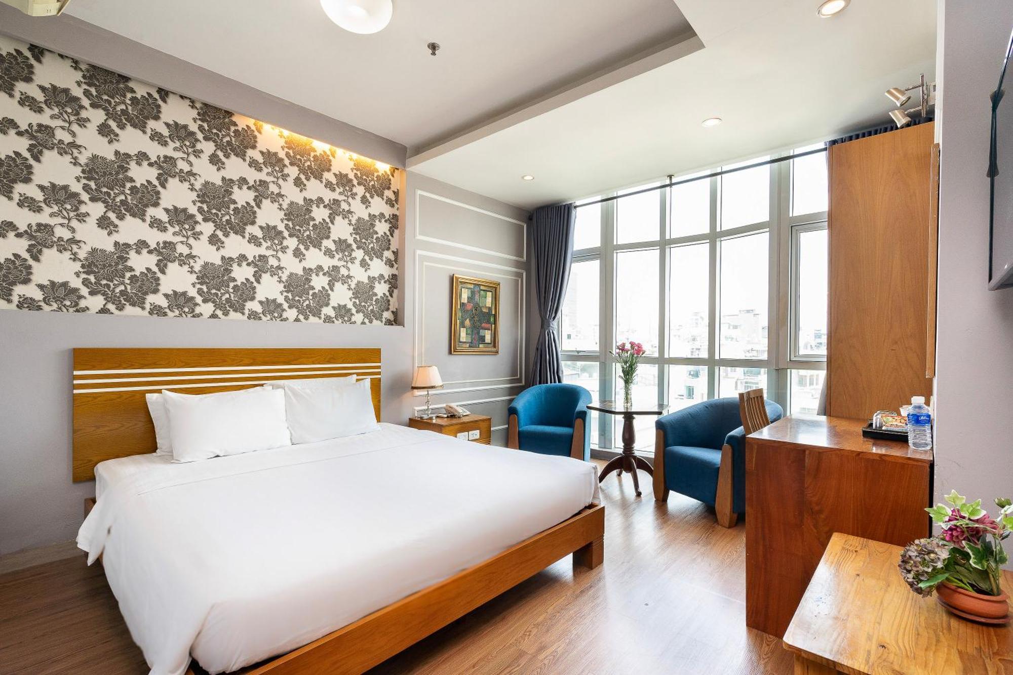 Hotel Lucky Star 266 De Tham