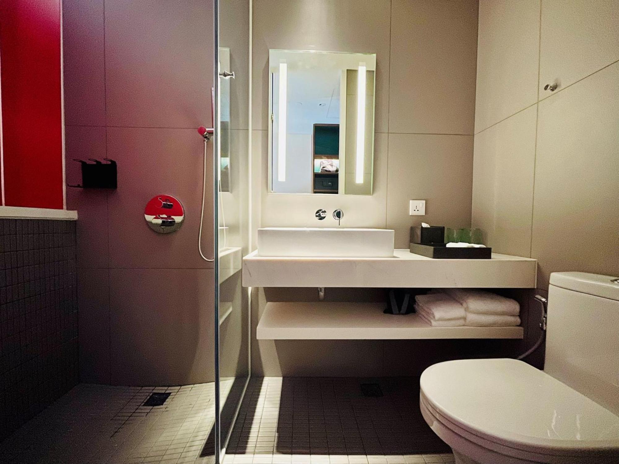 Wink Saigon Centre - 24hrs Lifestyle Hotel