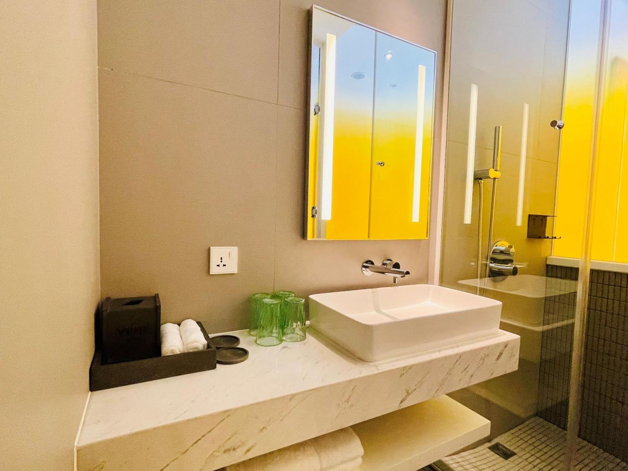 Wink Saigon Centre - 24hrs Lifestyle 4* Ho Chi Minh City