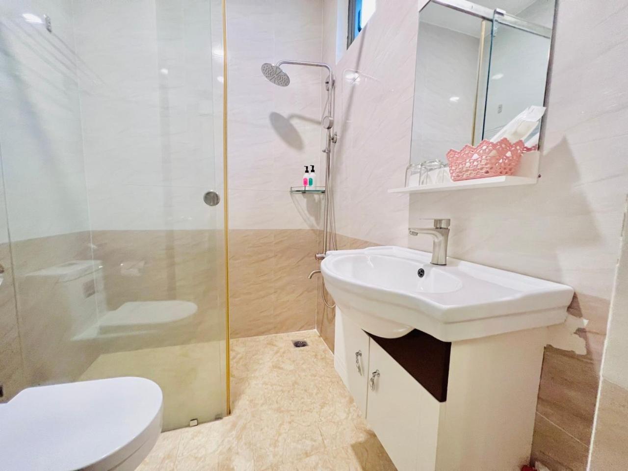 Truc Huyen Hotel