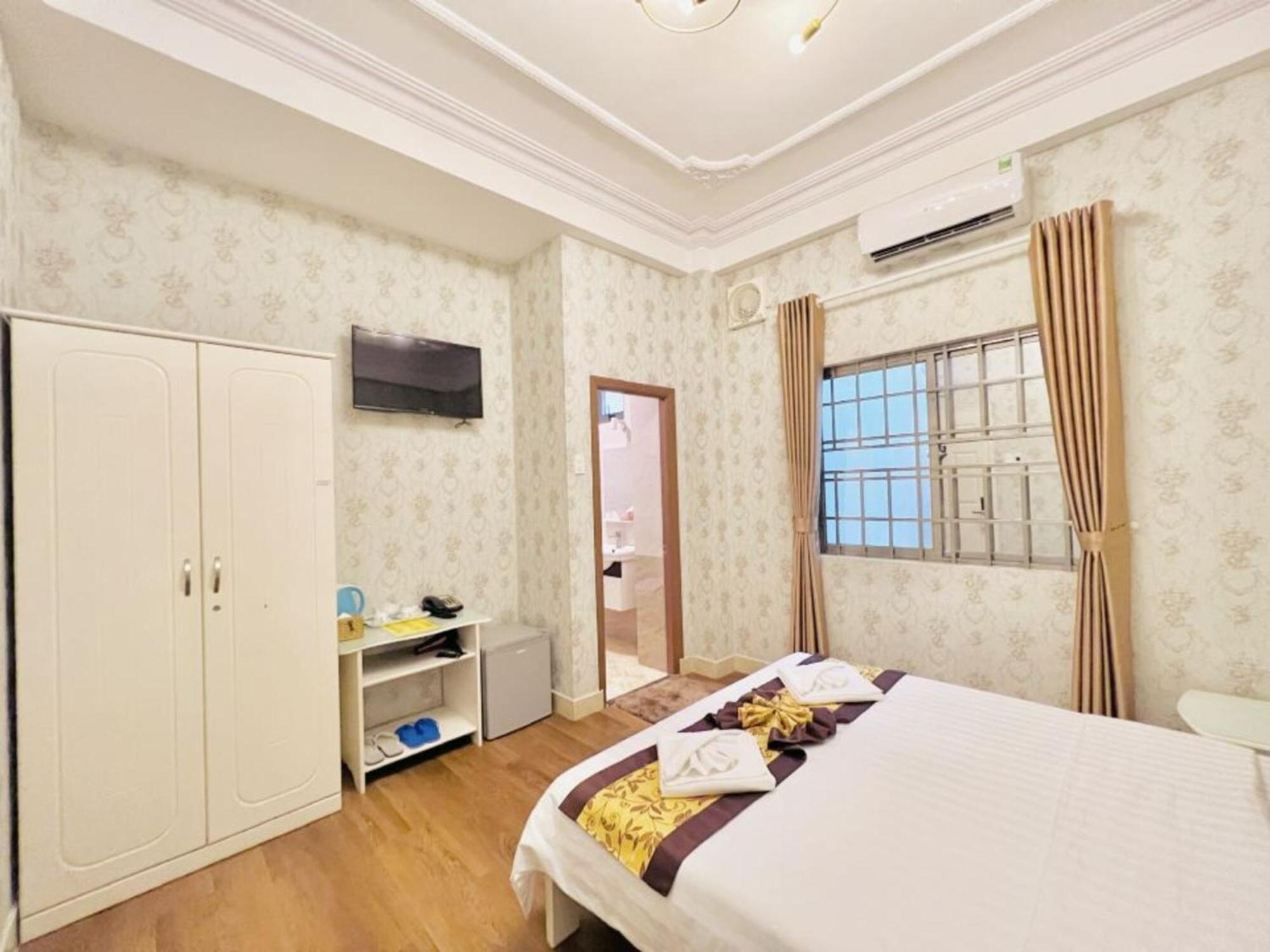 Hotel Truc Huyen 2*