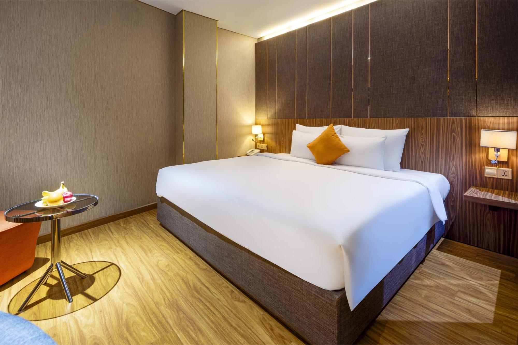 Winsuites Saigon Hotel 4*