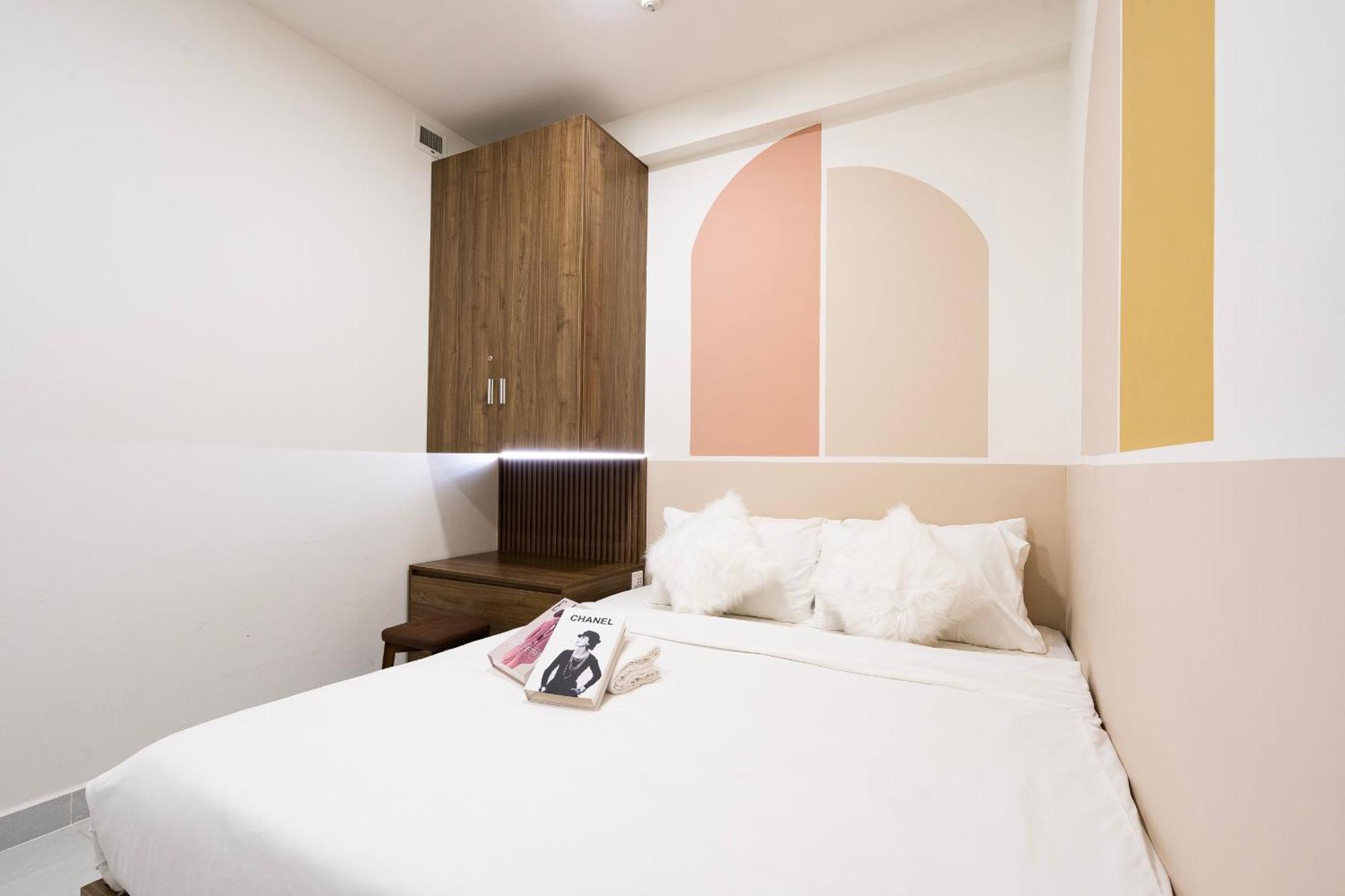 Unstay-089 At Soho D1 Saigon *