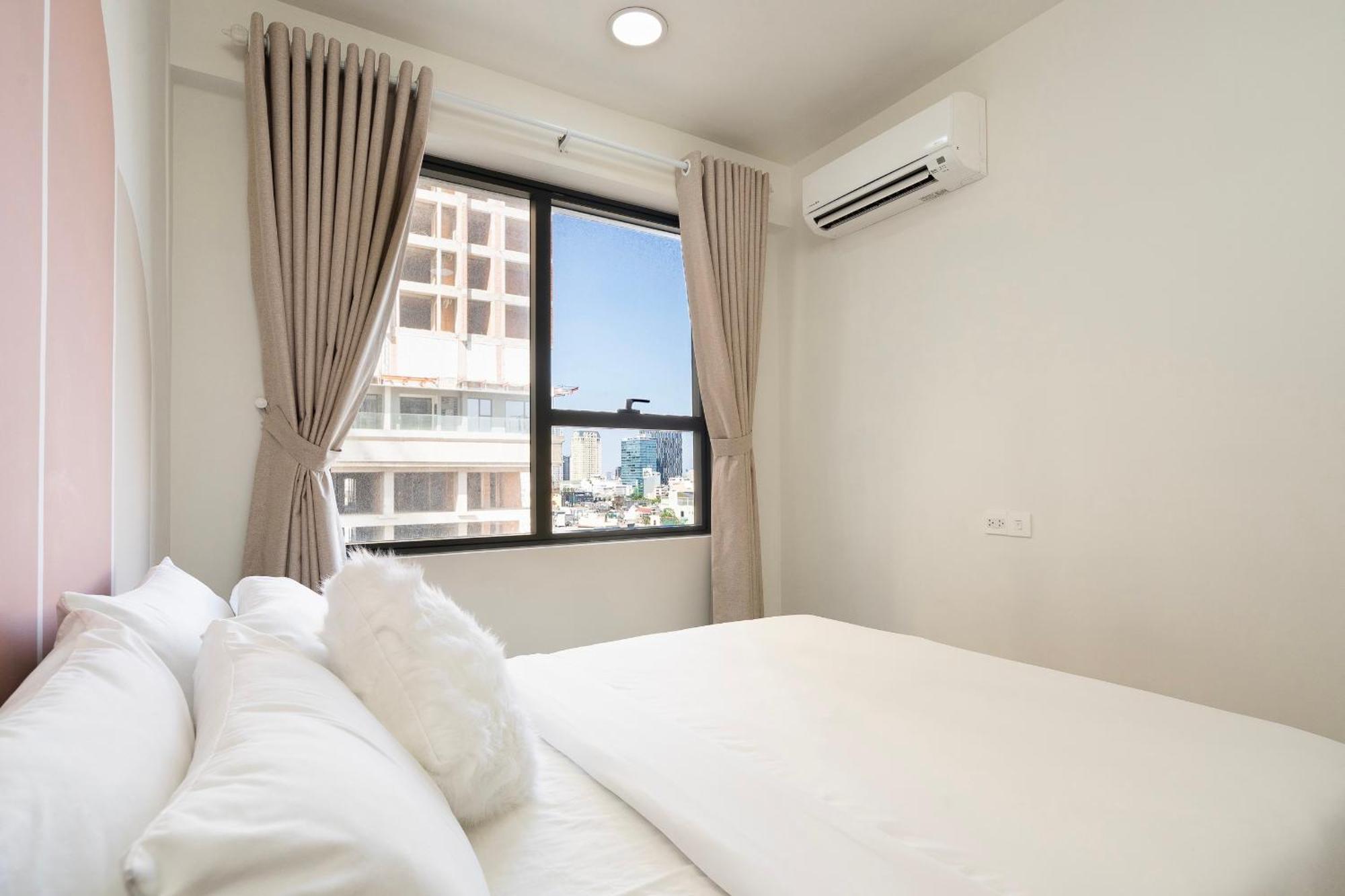 Unstay-089 At Soho D1 Saigon *