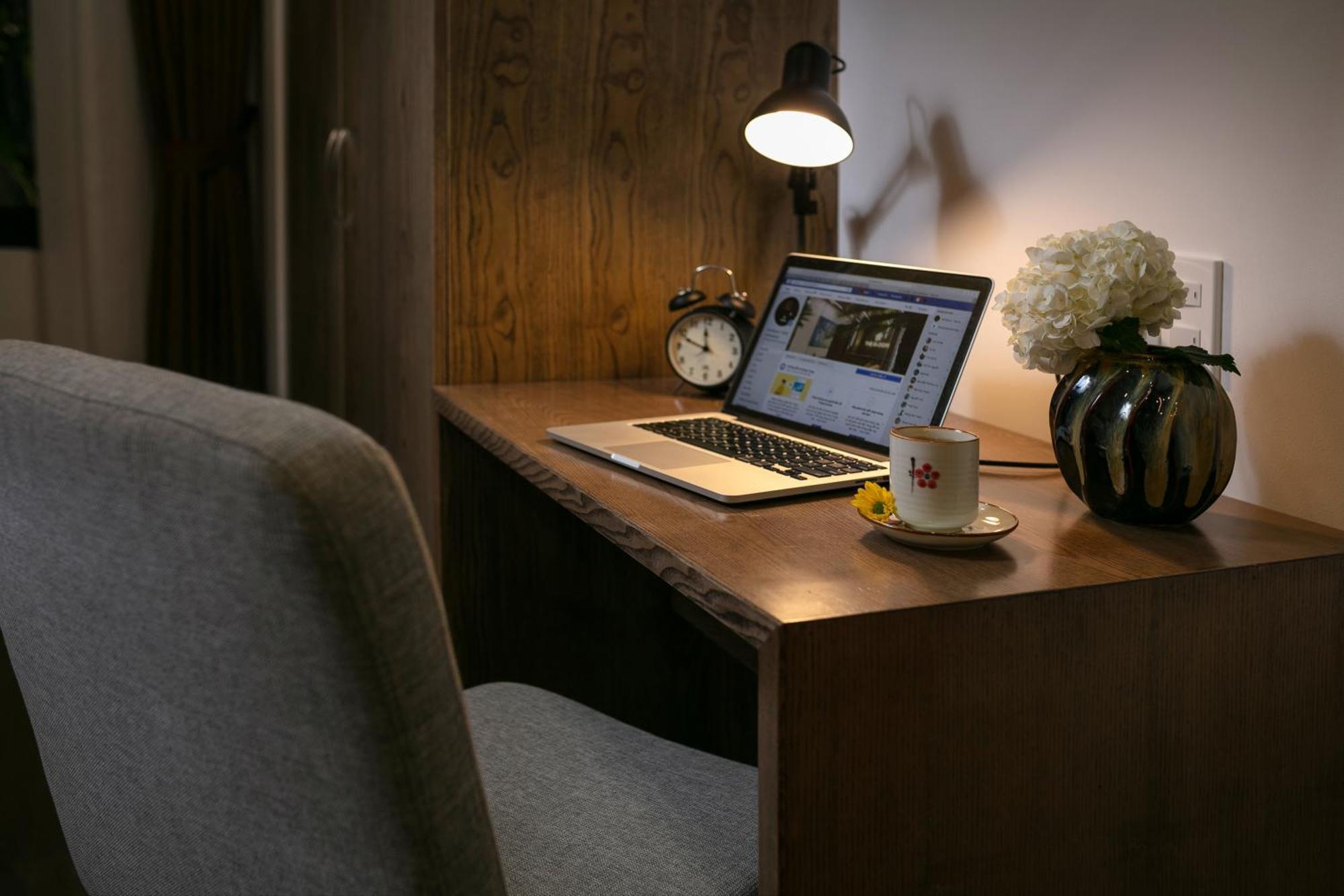 Hotel The Bloom Pham Viet Chanh - Modern Living Space In Saigon
