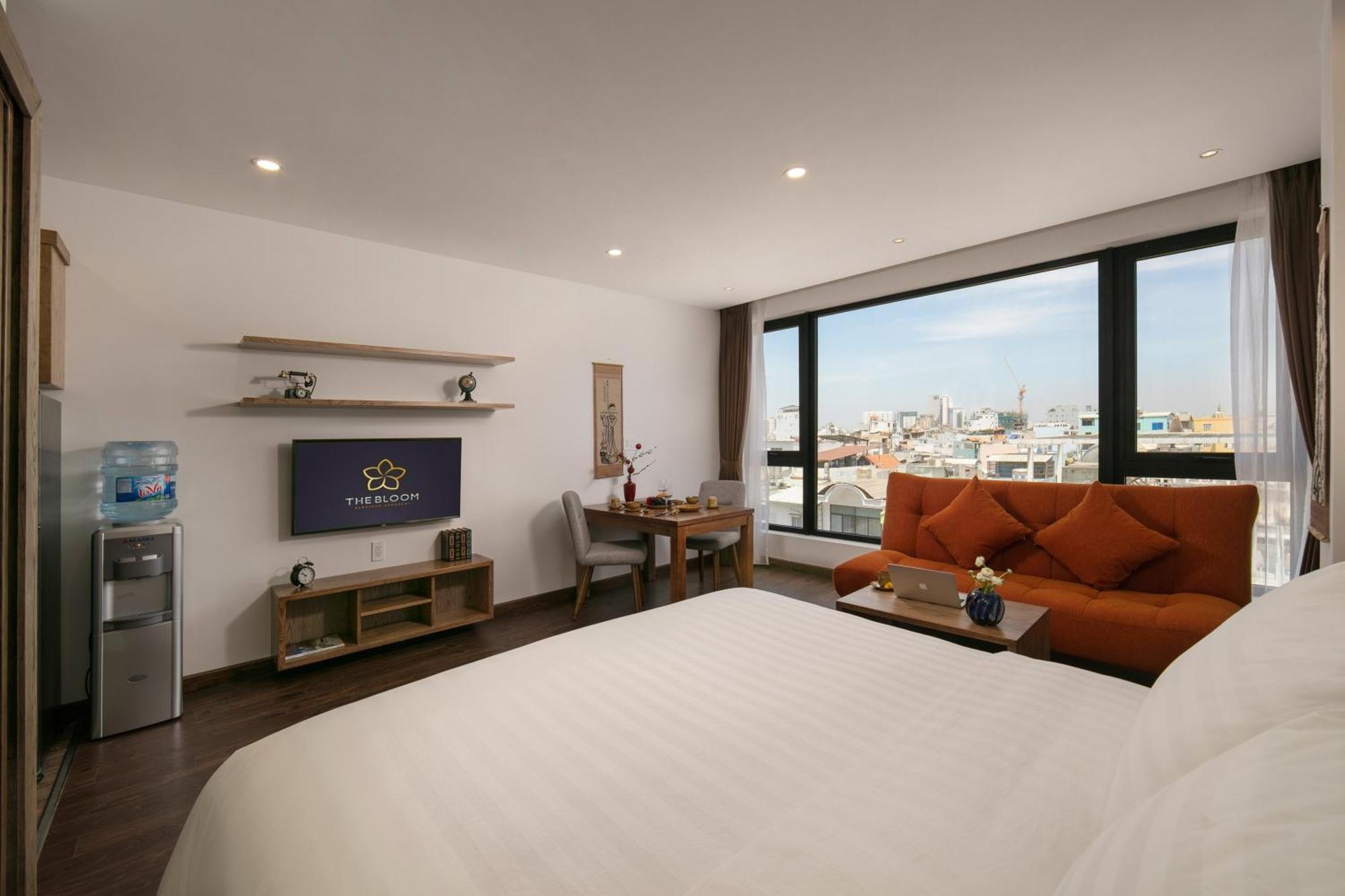 Hotel The Bloom Pham Viet Chanh - Modern Living Space In Saigon