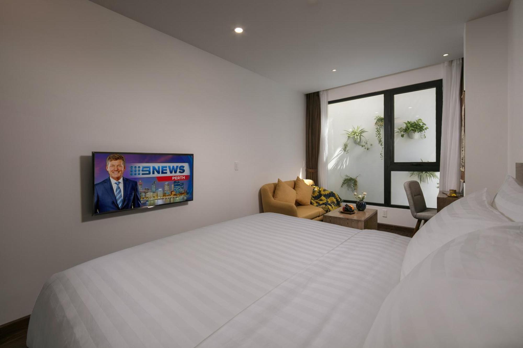 Hotel The Bloom Pham Viet Chanh - Modern Living Space In Saigon 4*