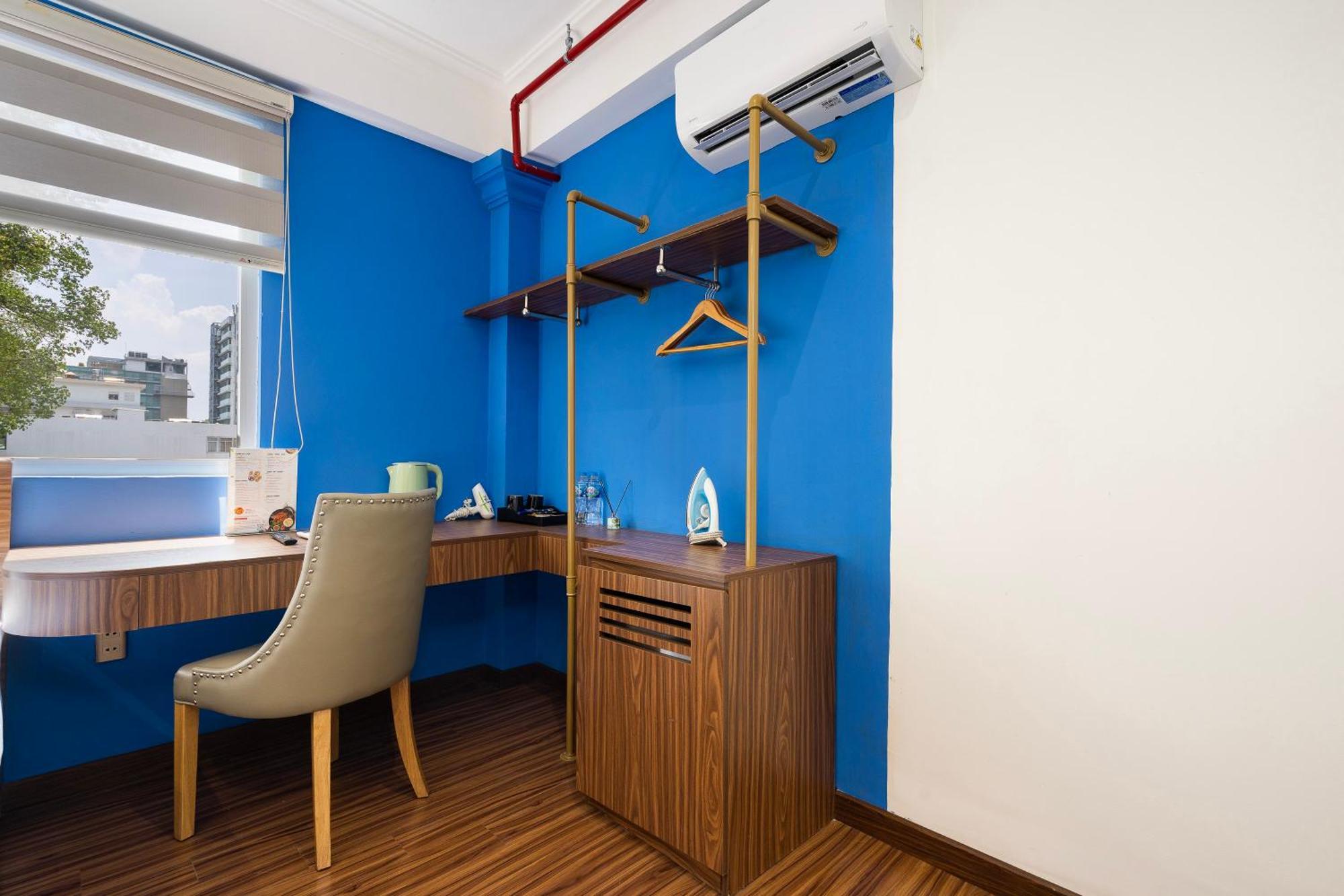 Hotel Tago &